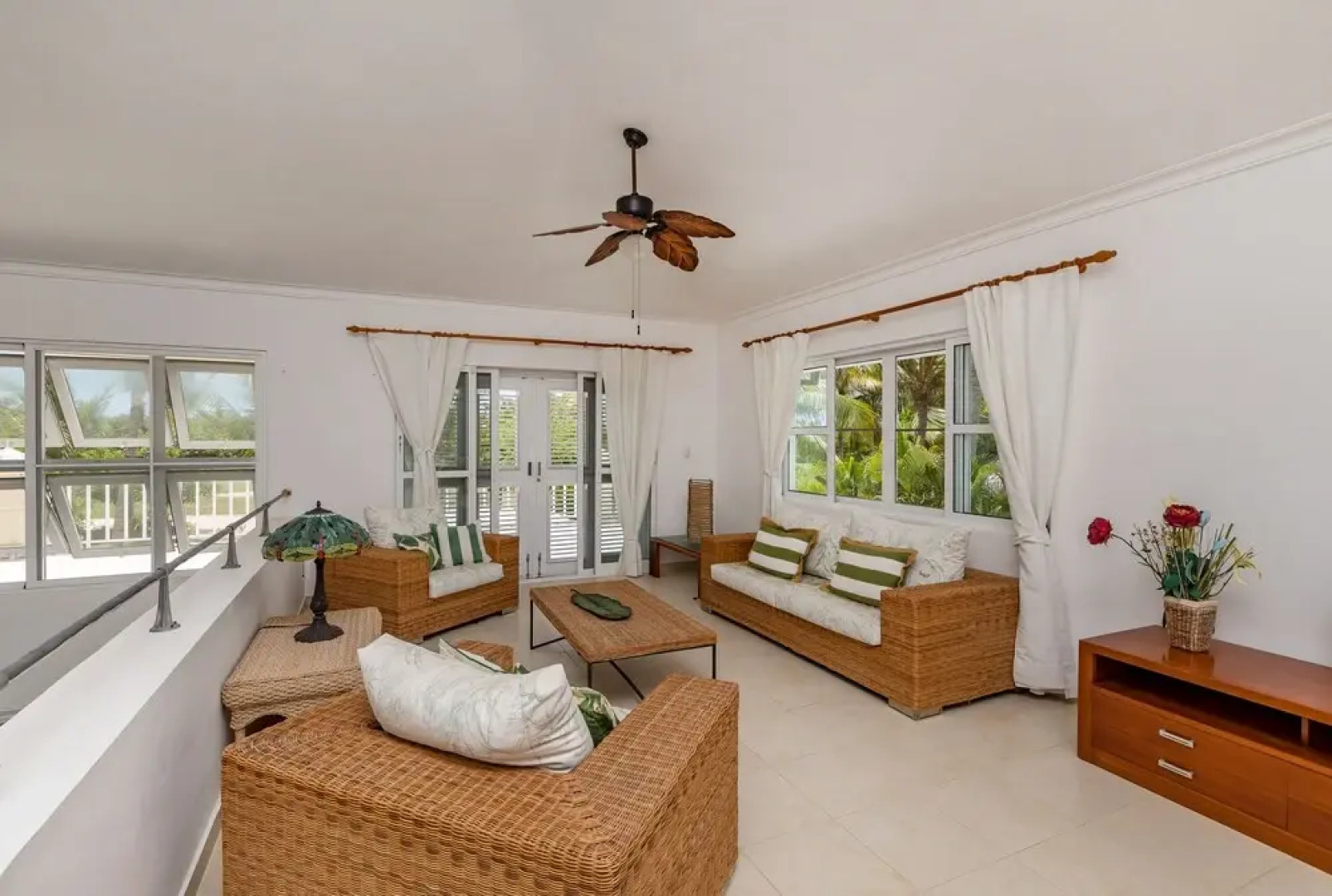 5-star villa near Playa Blanca Beach