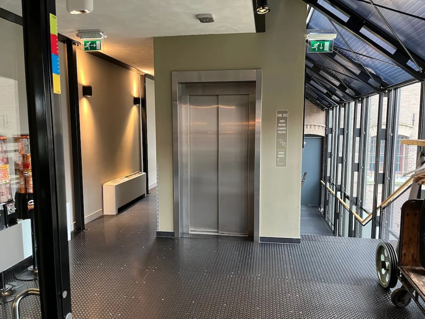 Hotel Oostereiland - Gevangenis Hotel