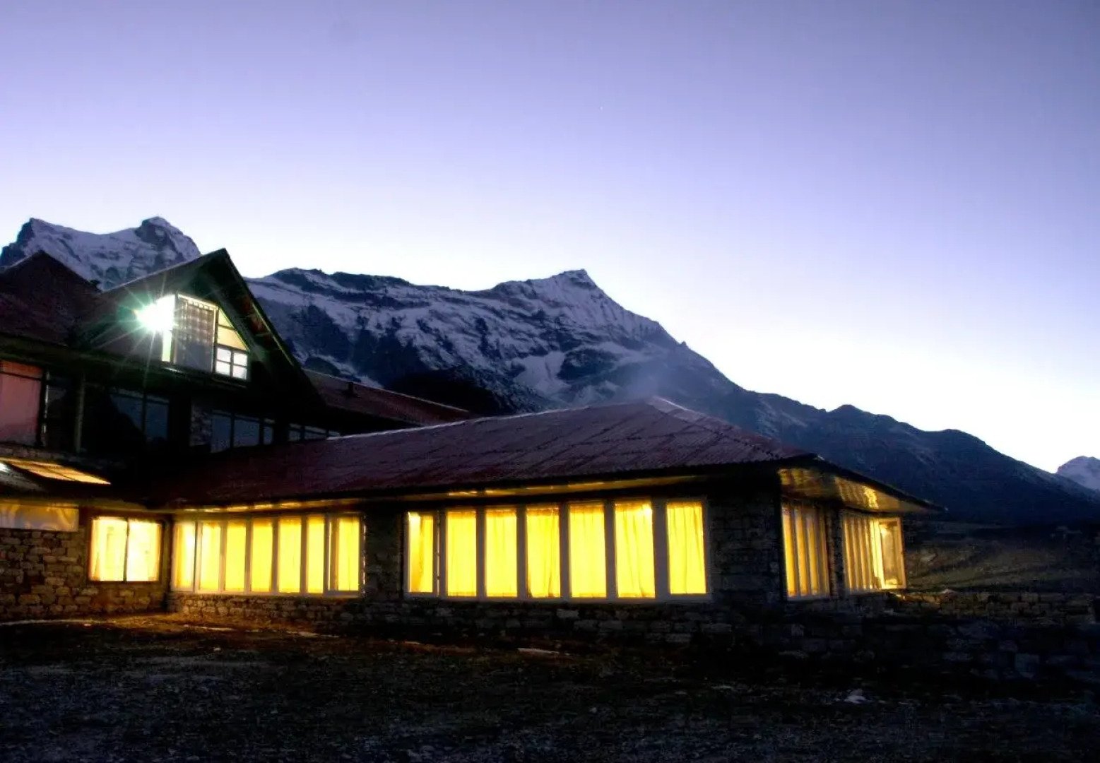Yeti Mountain Home Kongde