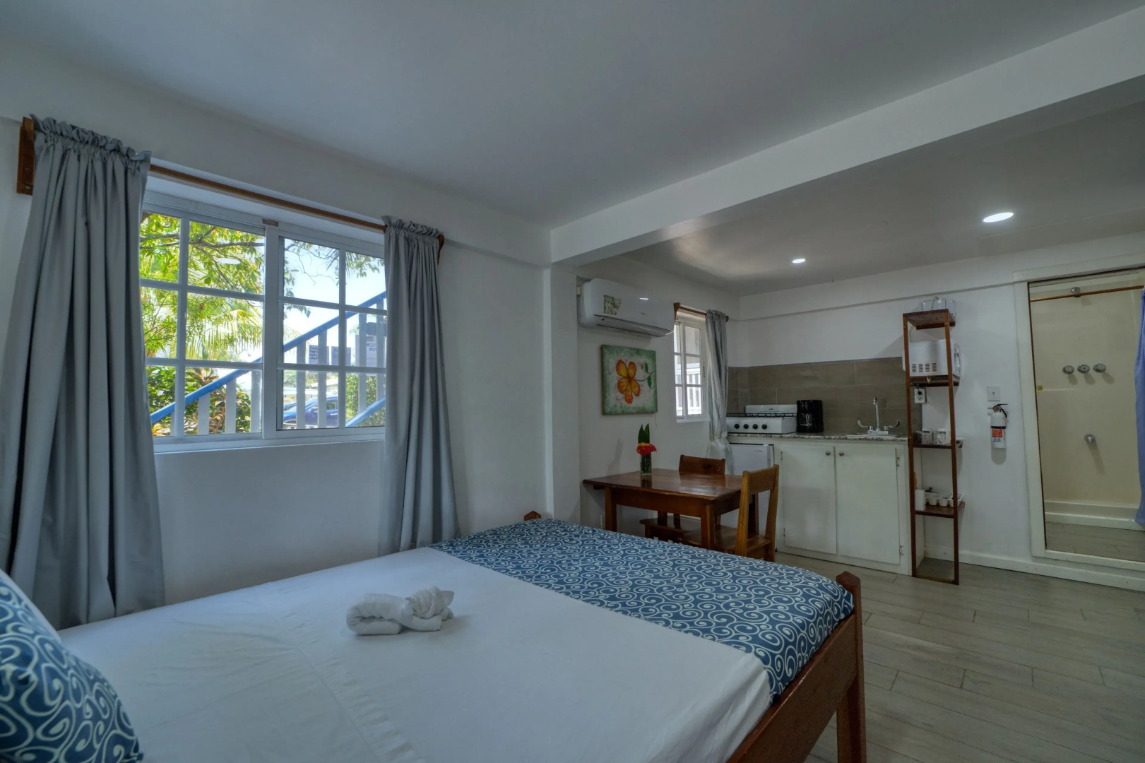 Placencia Villas