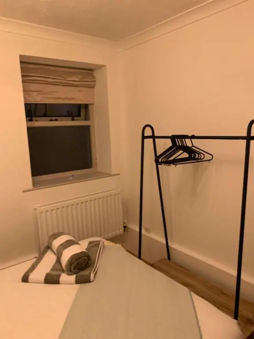 Stunning 3 bed seafront mansion building sleeps 6 adults or 8 with kids