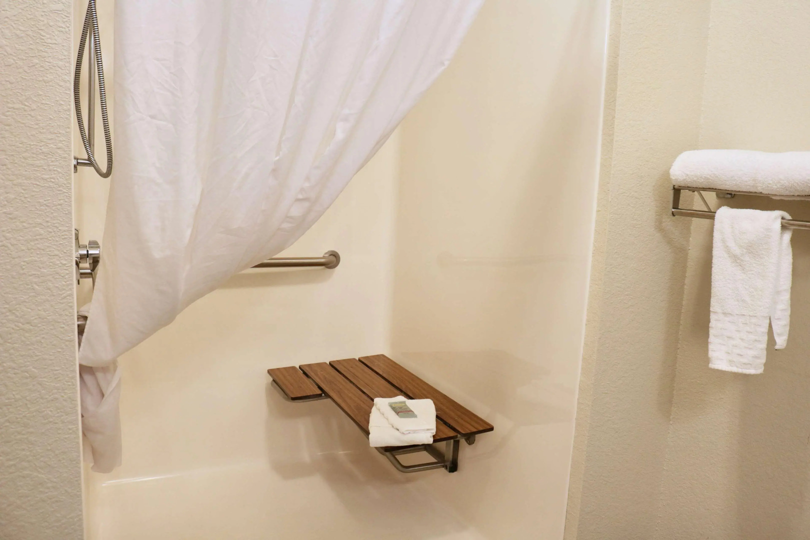 Best Western Fostoria Inn & Suites