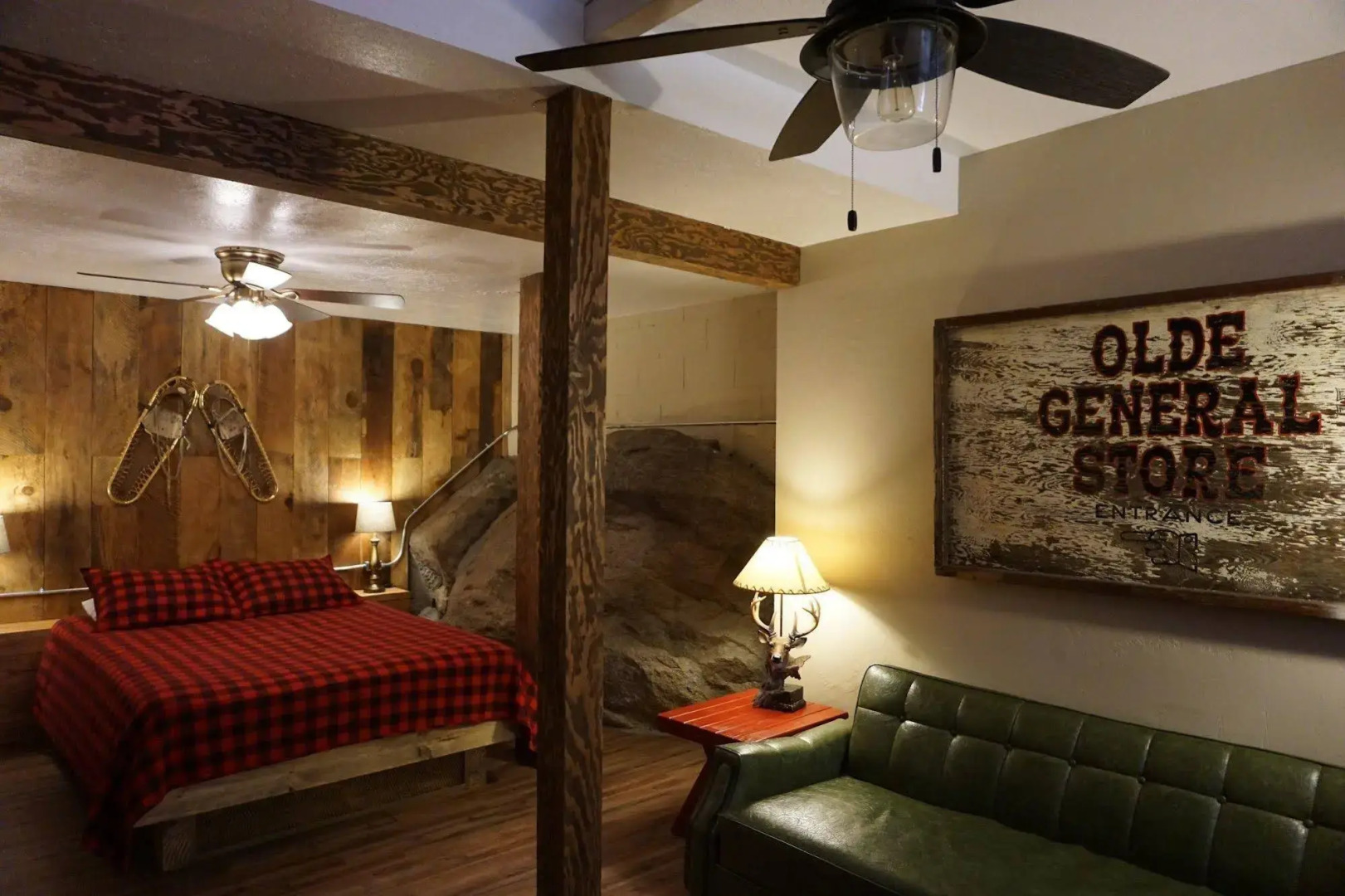 Shaver Lake Village Hotel