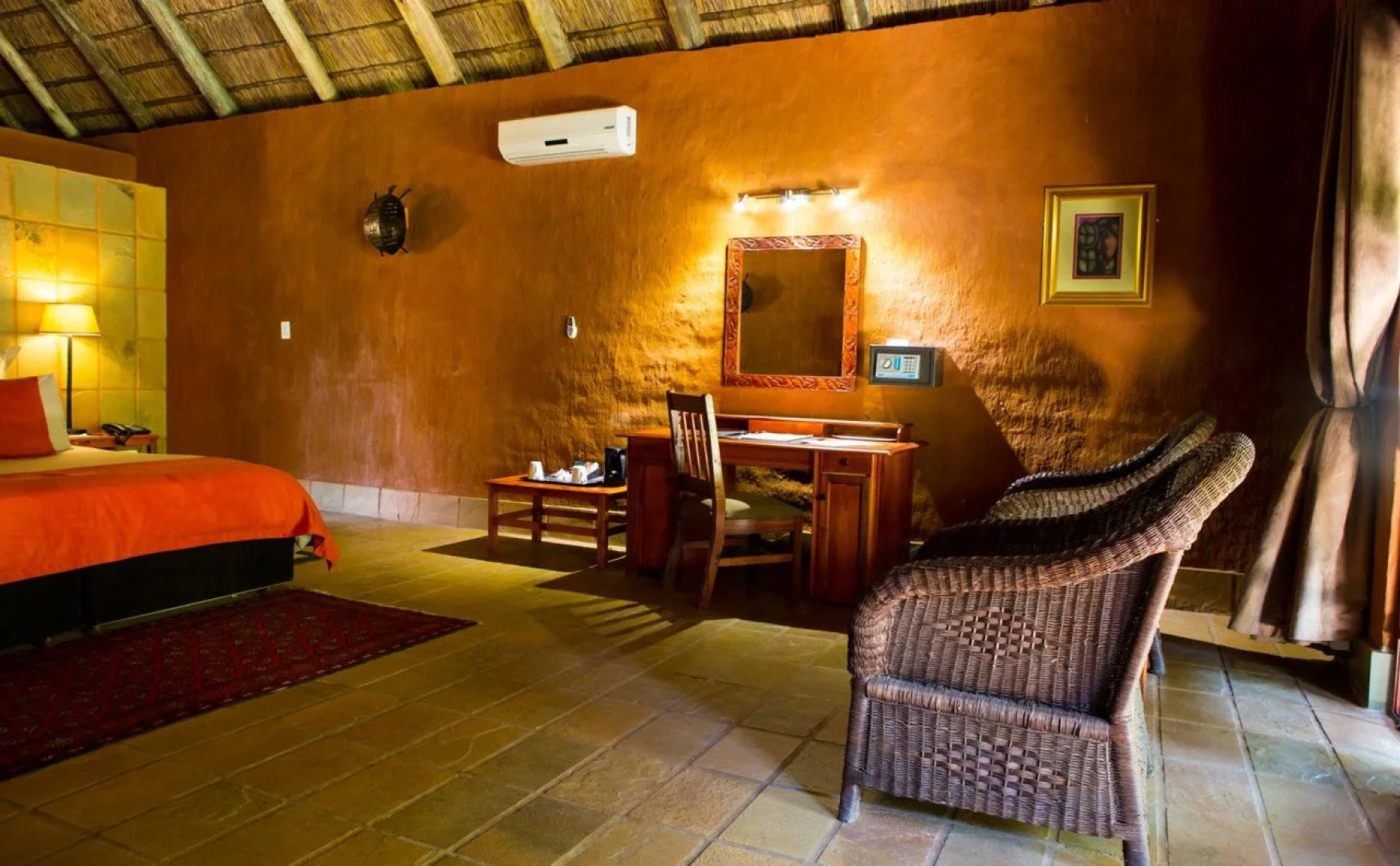 Misty Hills Country Hotel