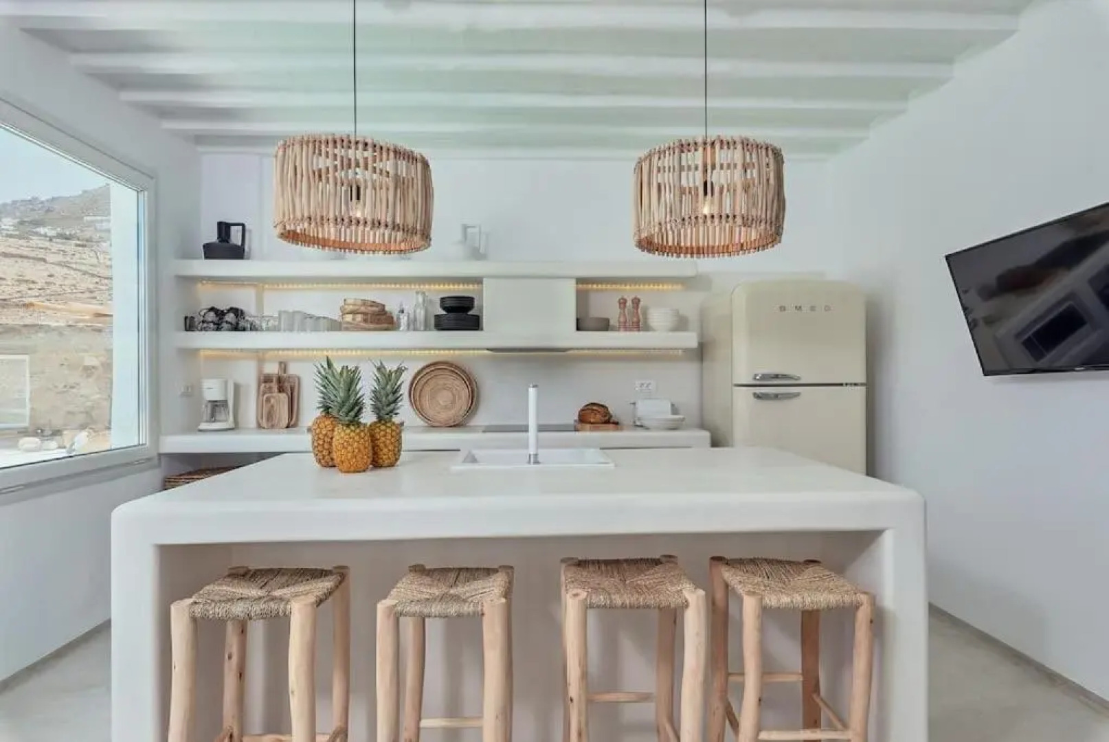 Private Villa Beachfront 30steps to Alemagou Beach