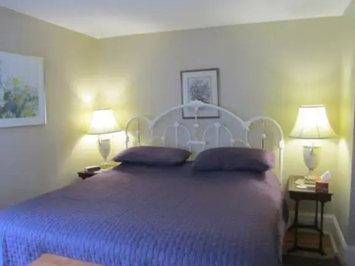 Bernard Gray Hall Bed and Breakfast
