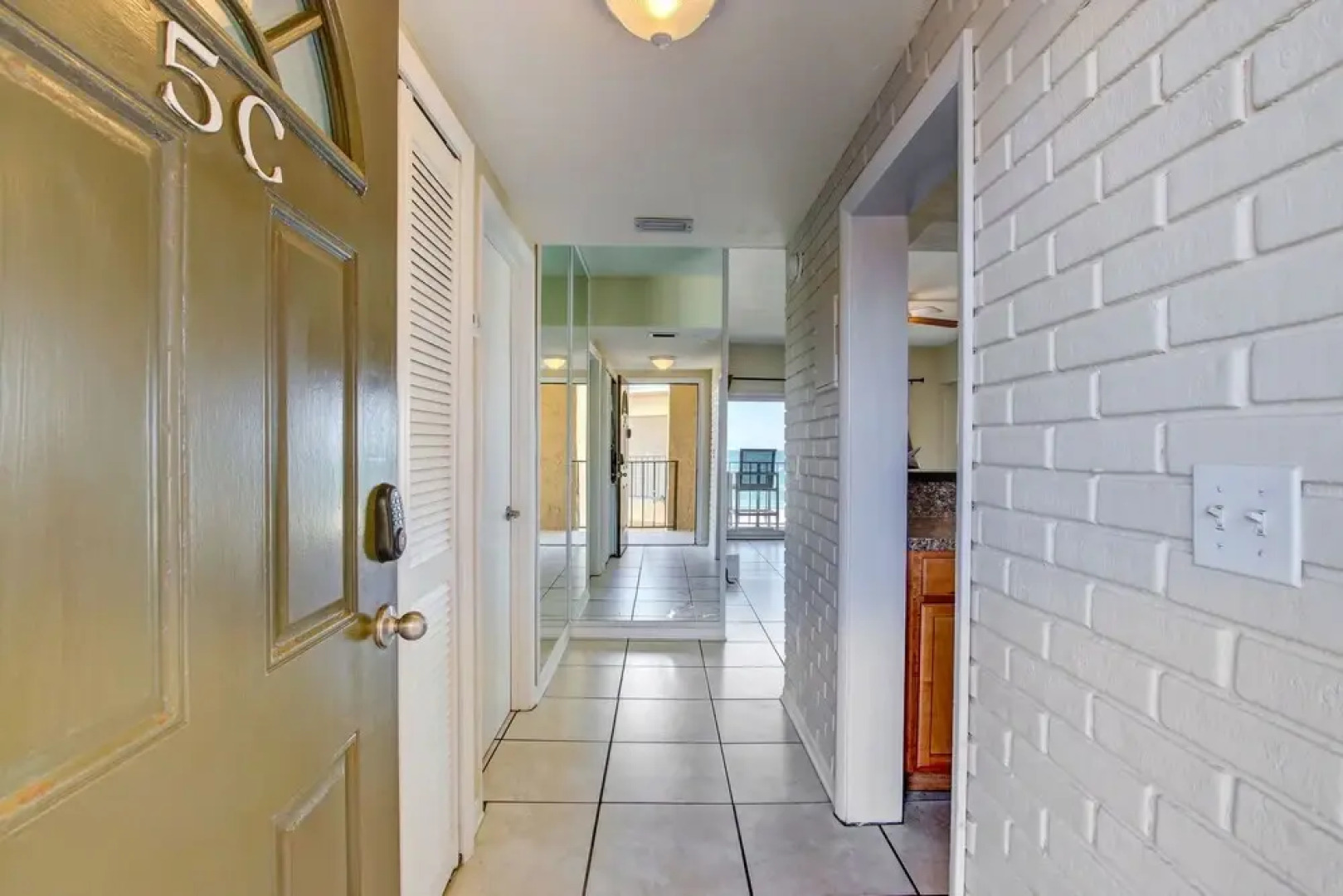 180 Degree Ocean Views Sunrise Sensation