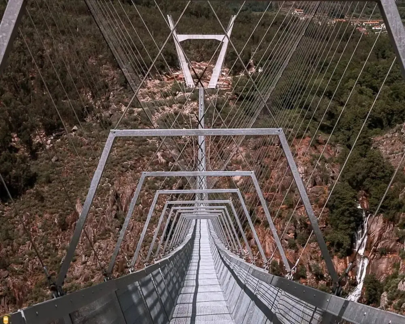 House With Heated Pool all Year Round