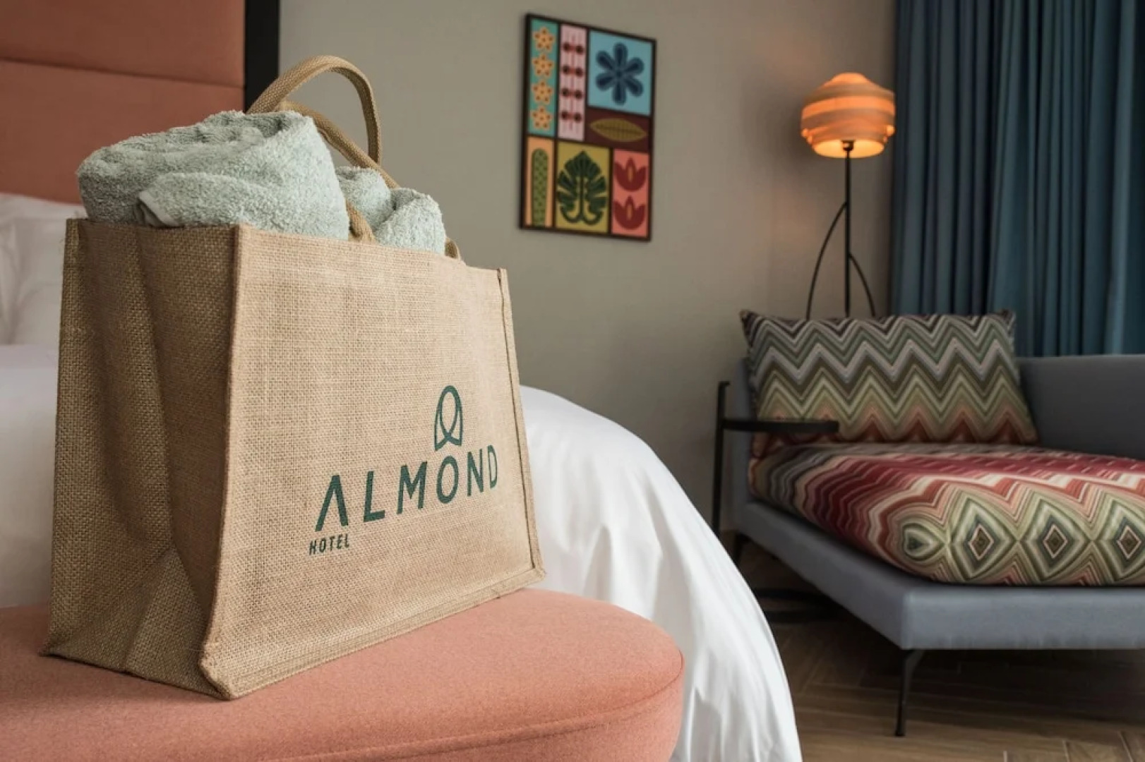 Almond hotel