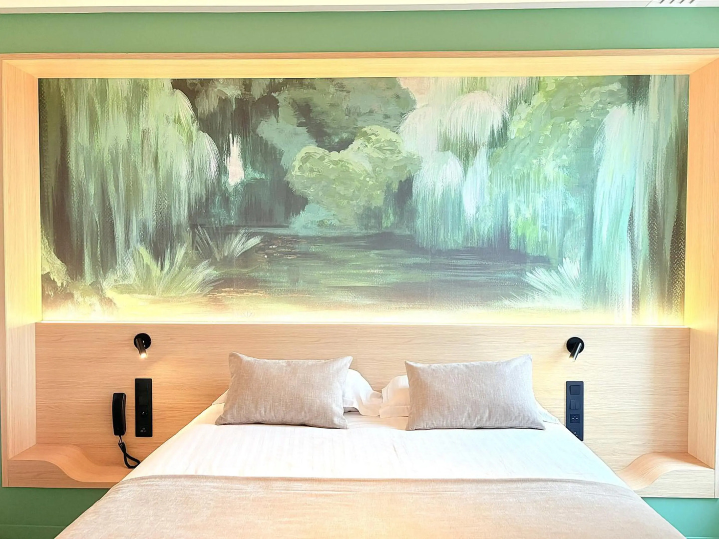 Brit Hotel Piscine & Spa - Fougères