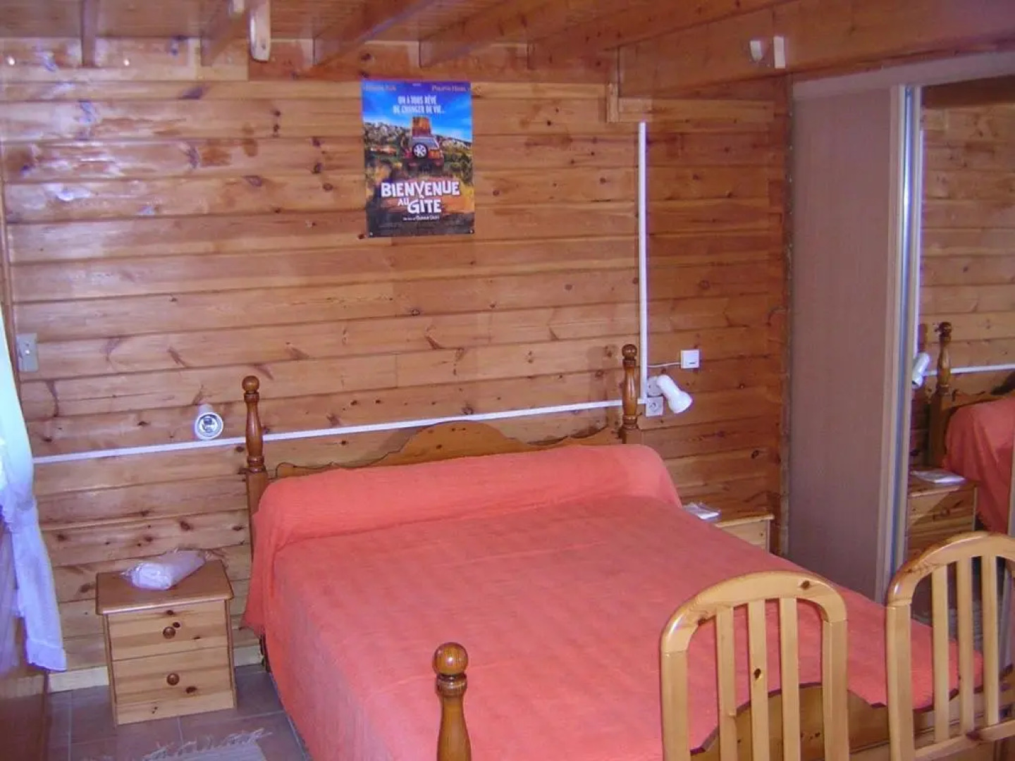 Gite La K-bane au fond du jardin