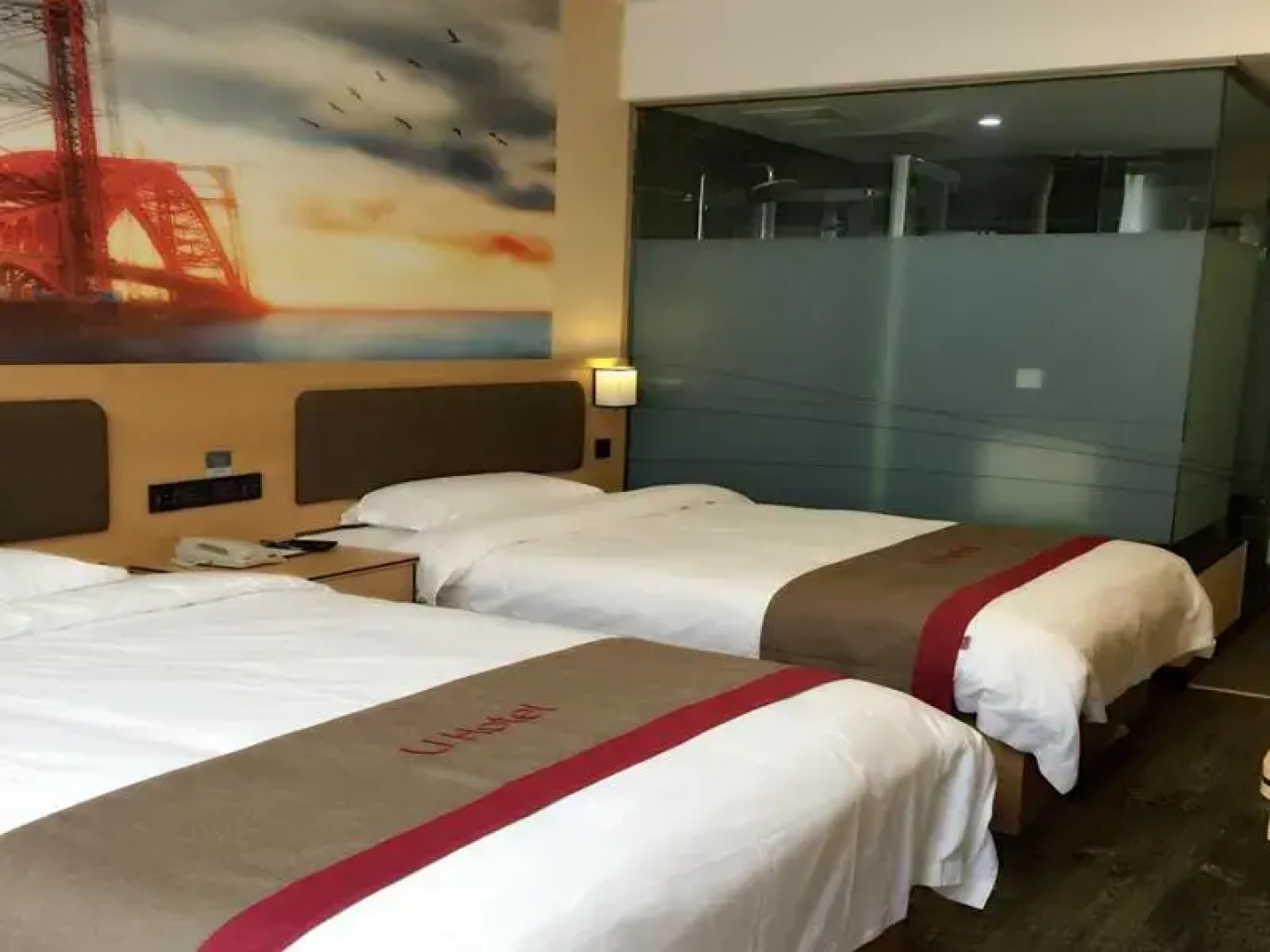 Thank Inn Hotel Sichuan Luzhou Longmatan District
