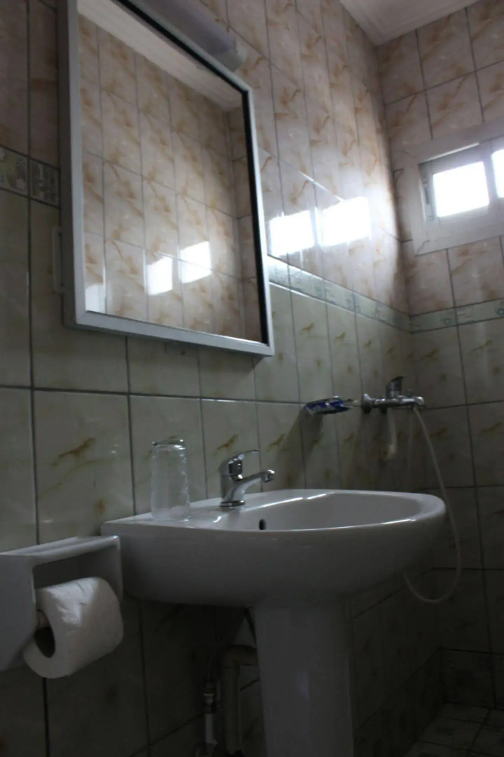 Tou'Ngou Hotel