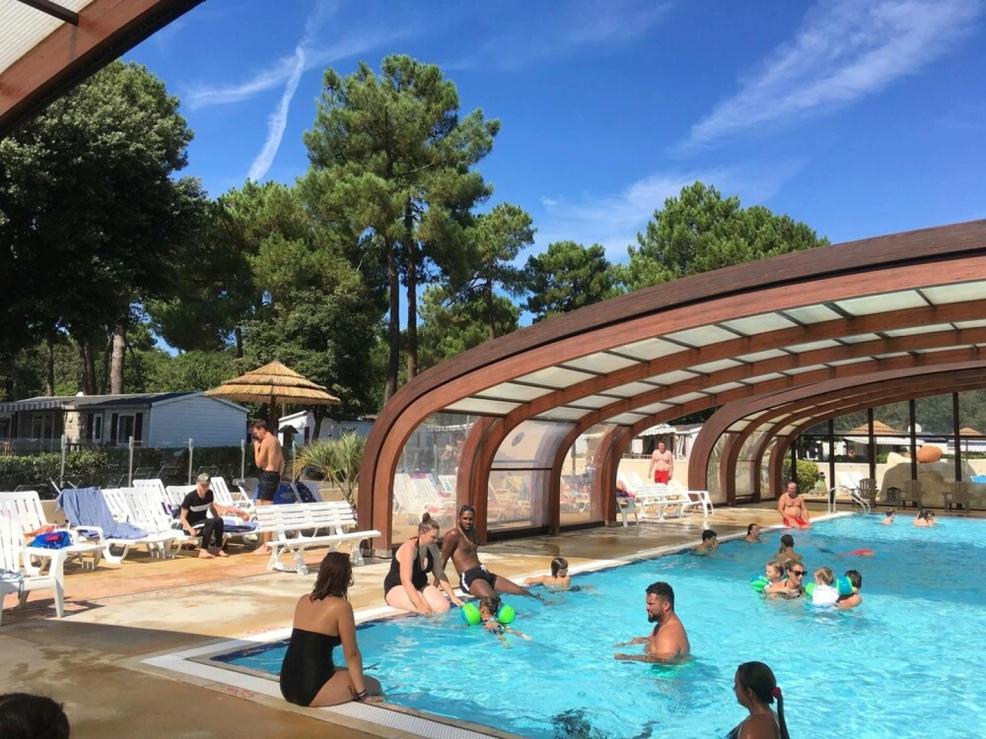 Bungalow With 3 Bedrooms in La Tremblade, With Shared Pool and Furnished Terrace - 2 km From the Beach