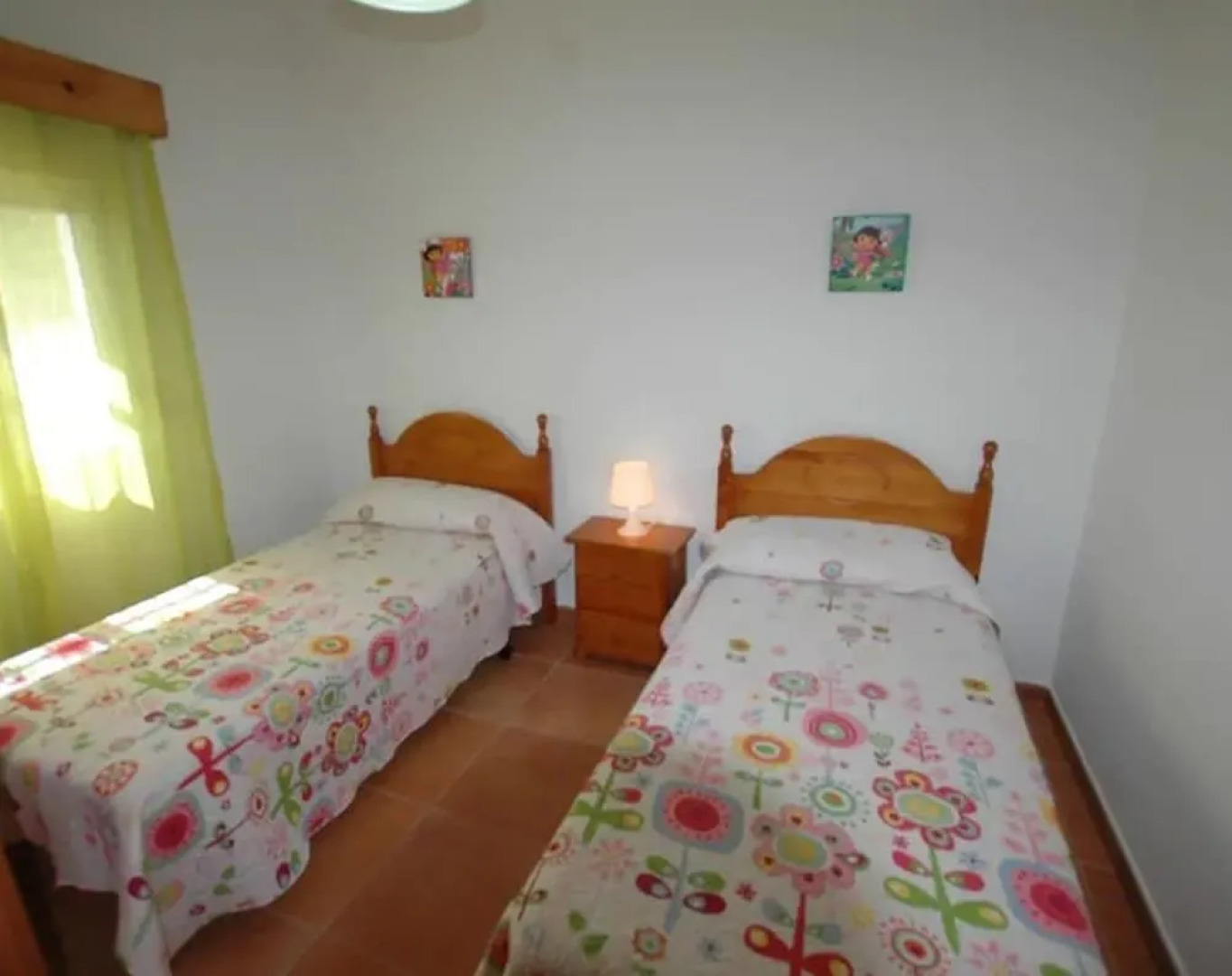 Casa con Barbacoa Cerca del Pueblo A, B y Casa Inma