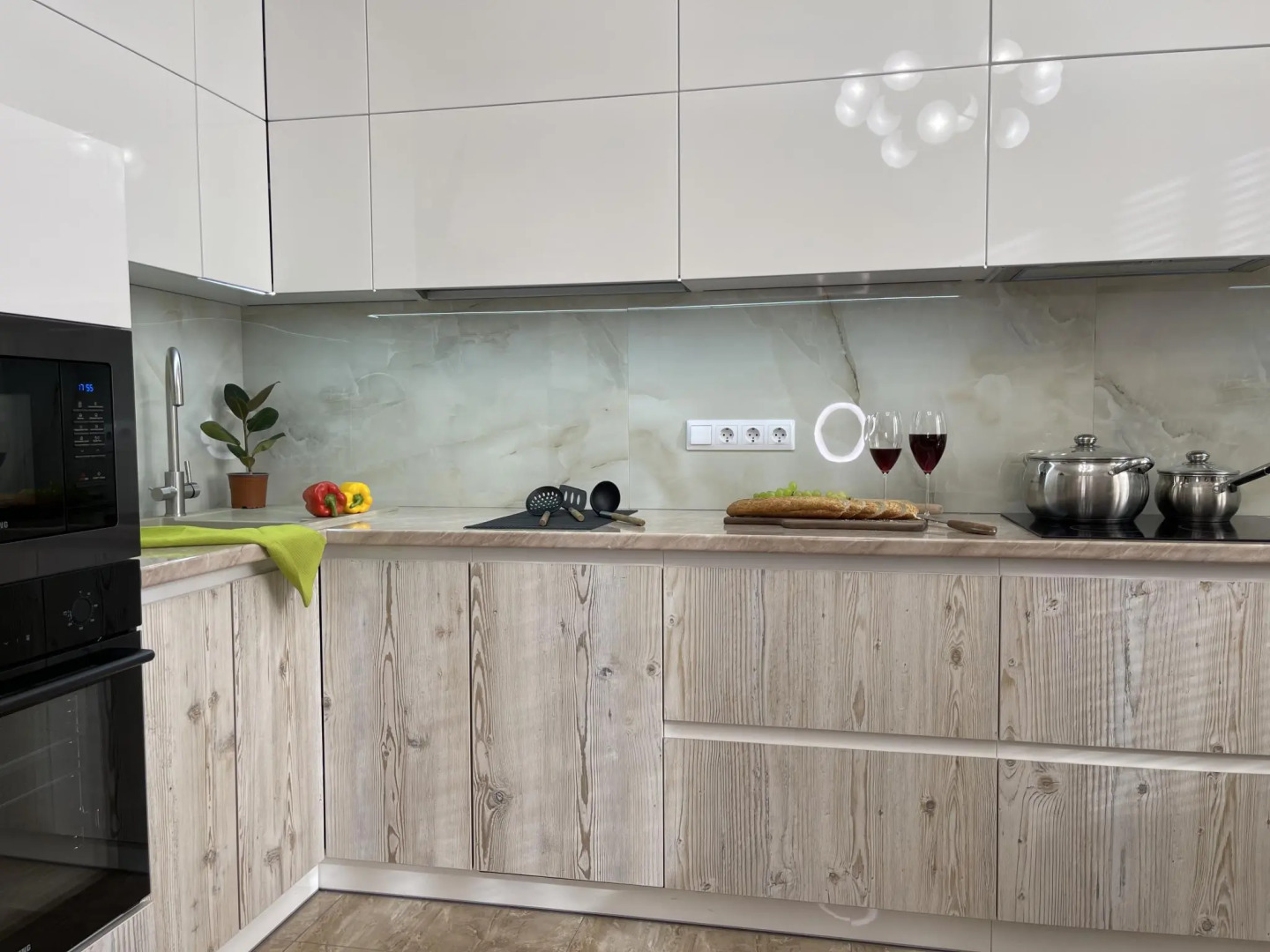 Sofi (Софи) на улице Крымской Весны 5 корпус 4