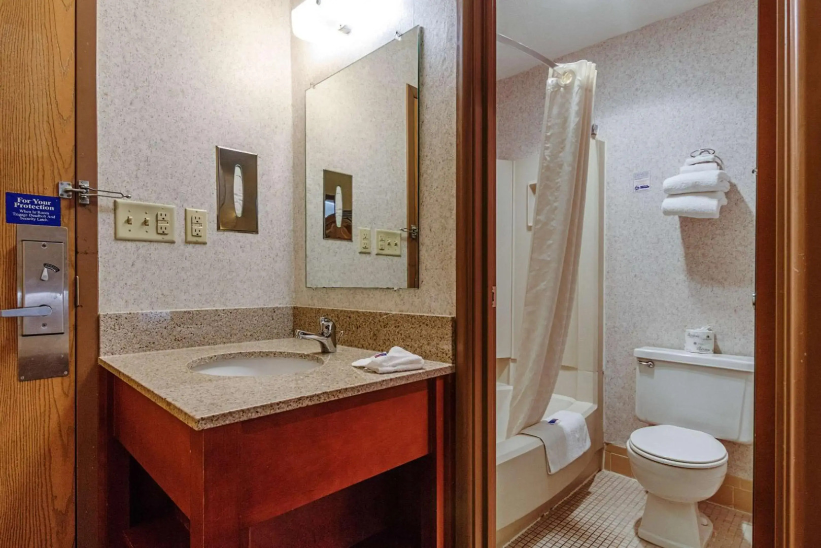 Motel 6 La Crosse, WI