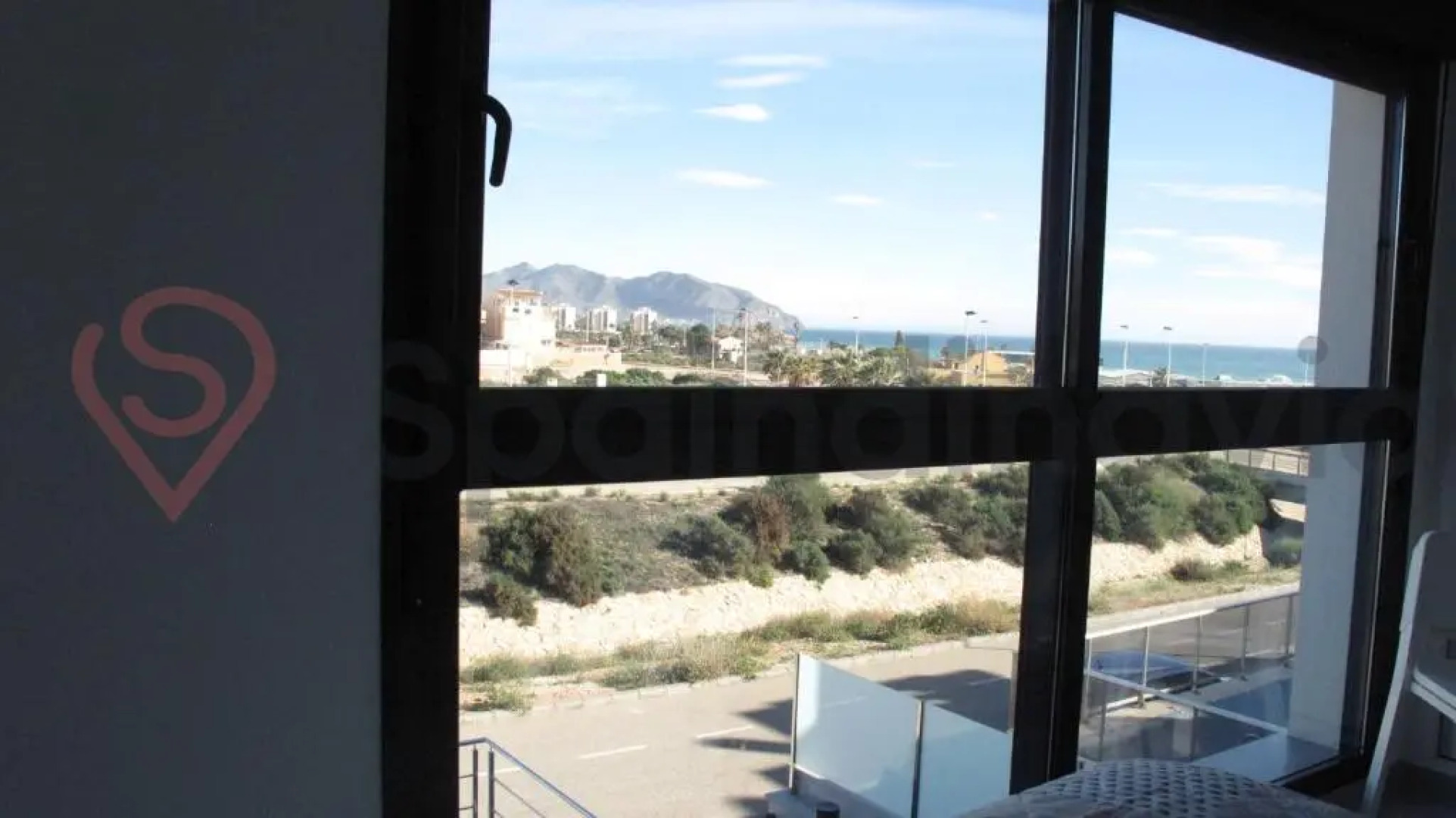 Astonishing beach and pool house