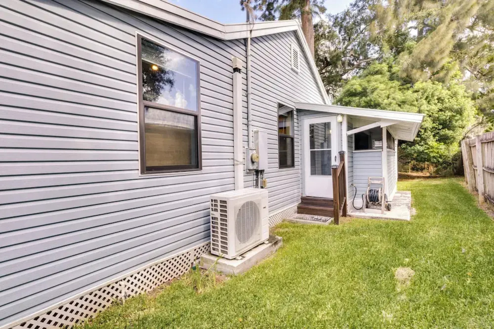 St Cloud Vacation Rental - Walk to Lakefront Park!