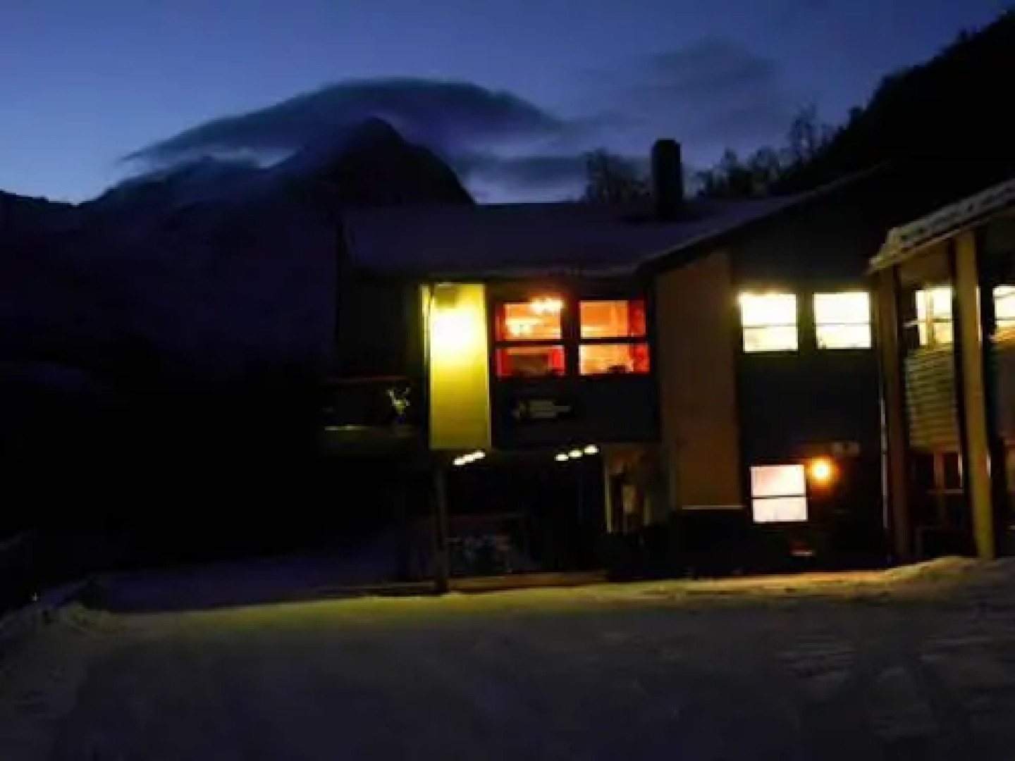 Magic Mountain Lodge - Lyngen