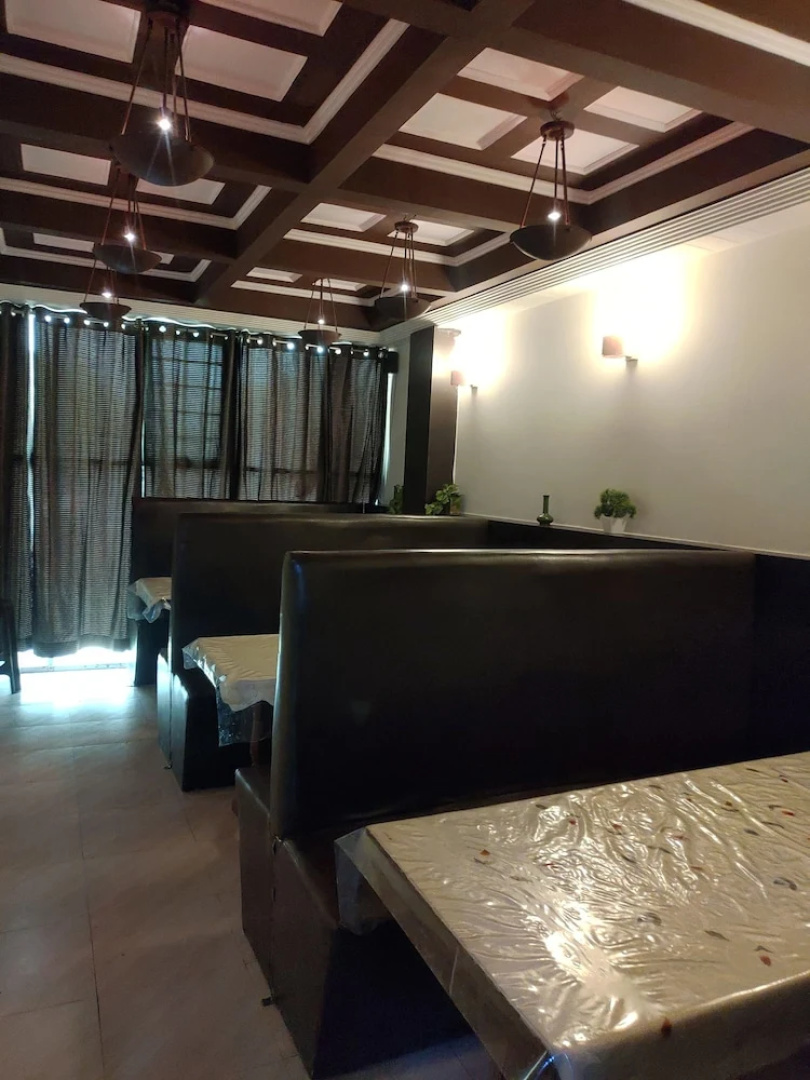 Hotel Green Palace and Ujala Restaurant