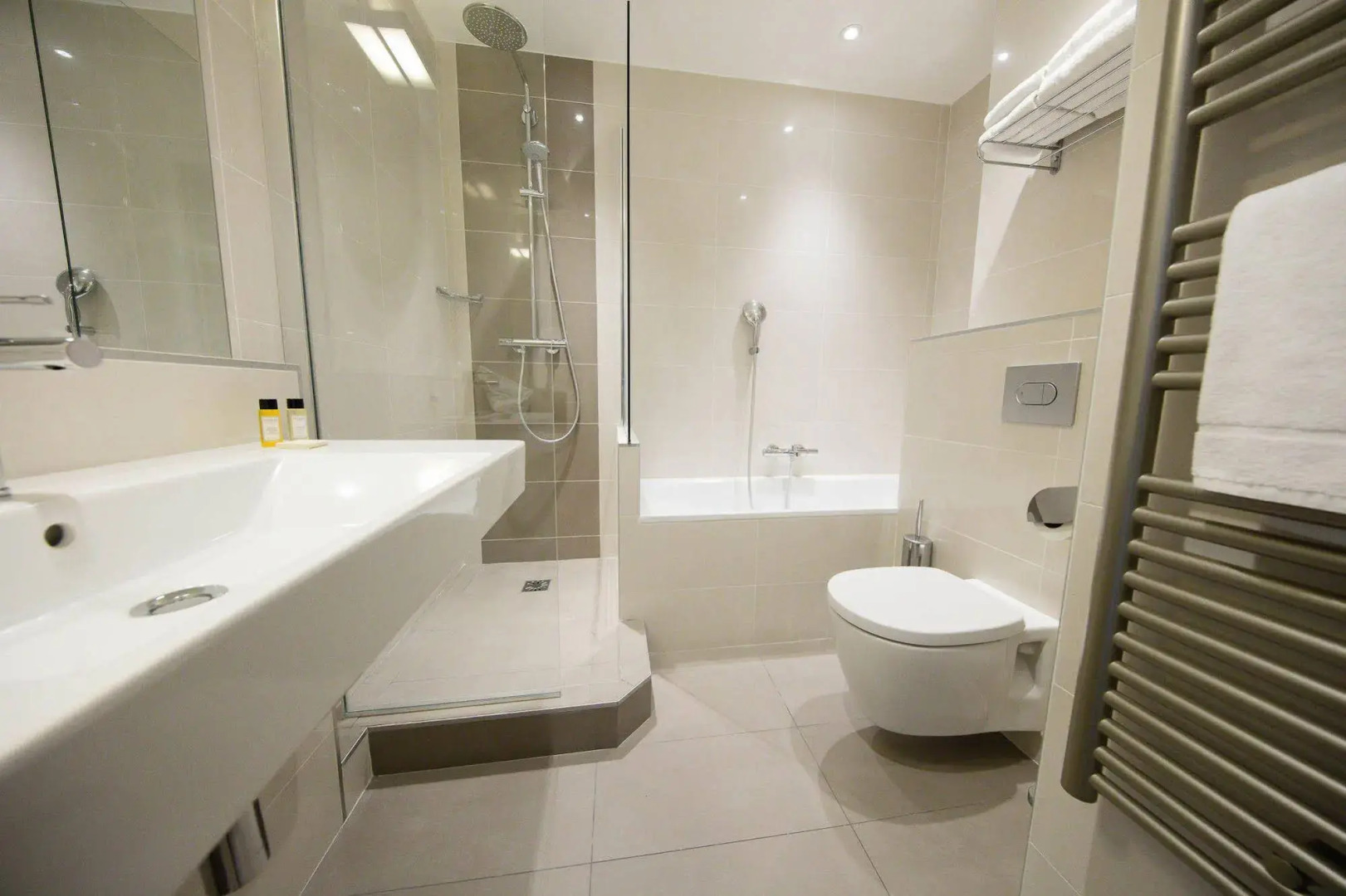 Hôtel Montbriand Antony