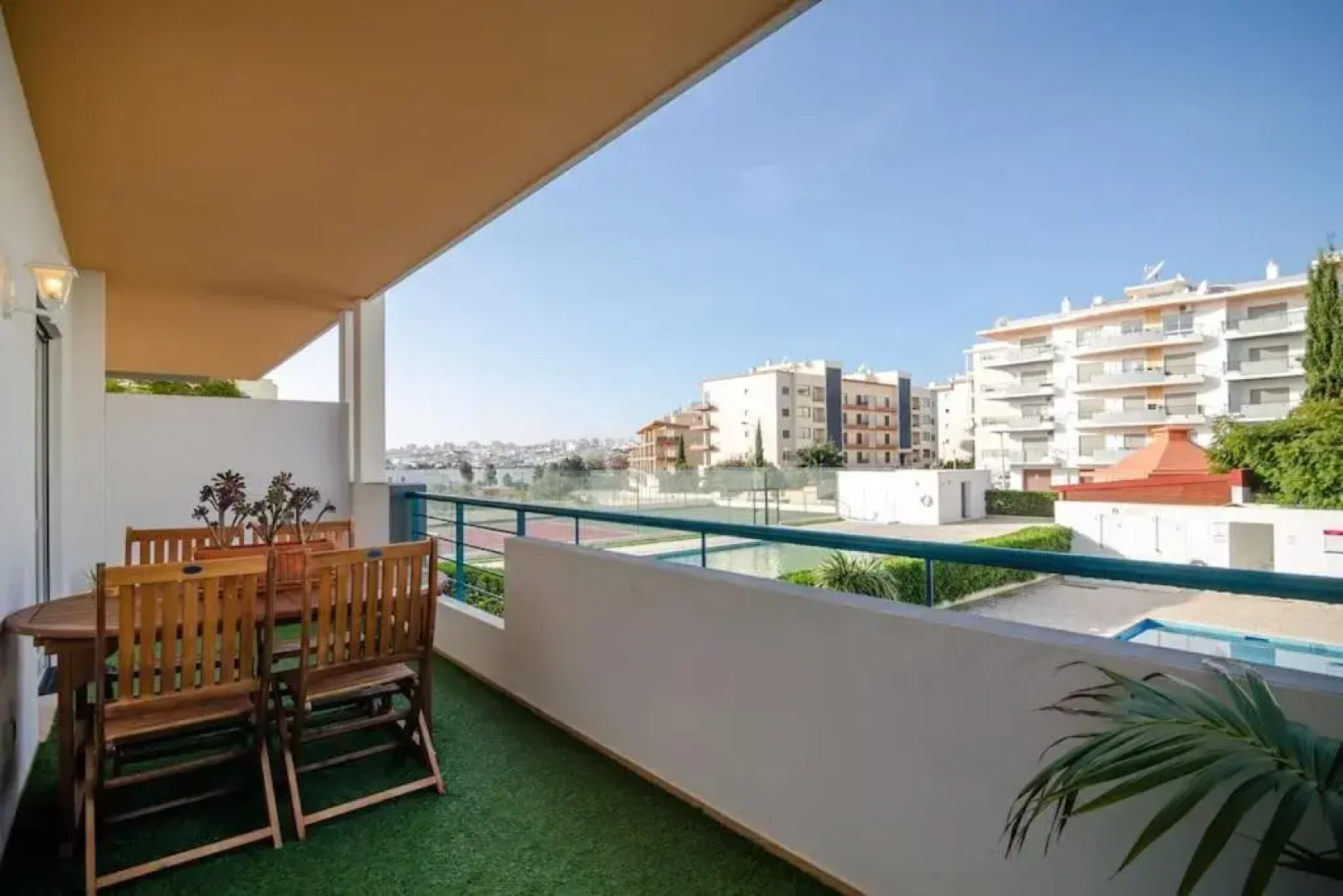 Sun & Sea Meia Praia Lagos