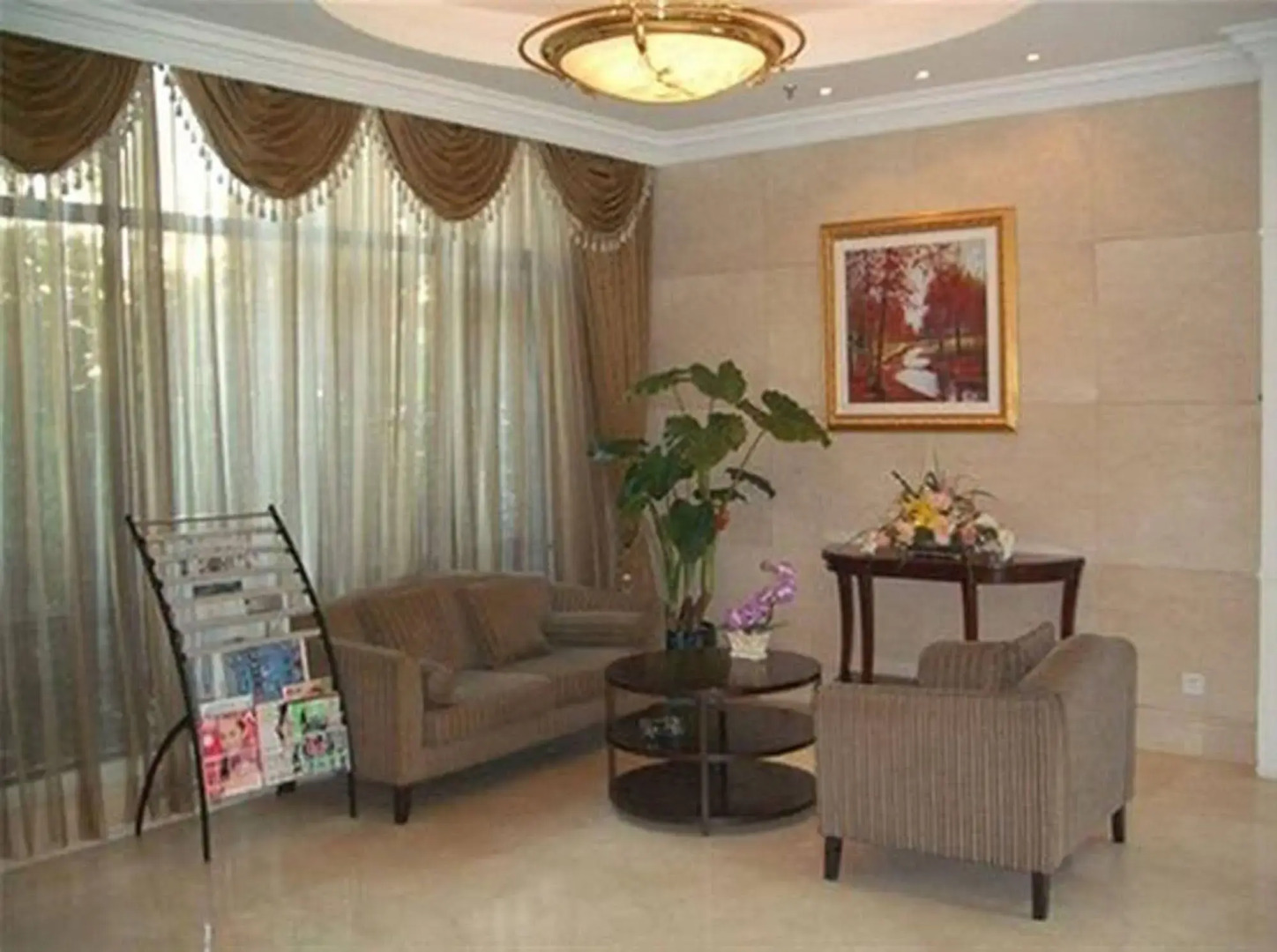 Ladoll Service Apartment