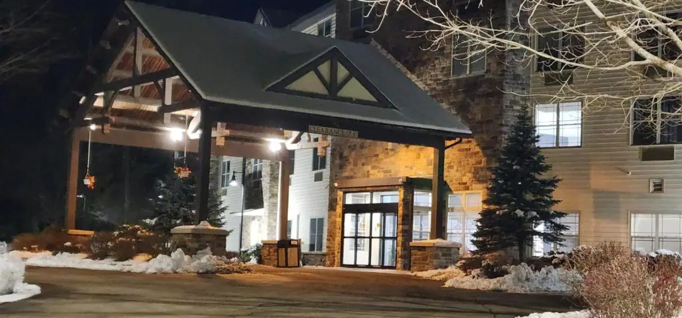 La Quinta Inn & Suites by Wyndham Lake George