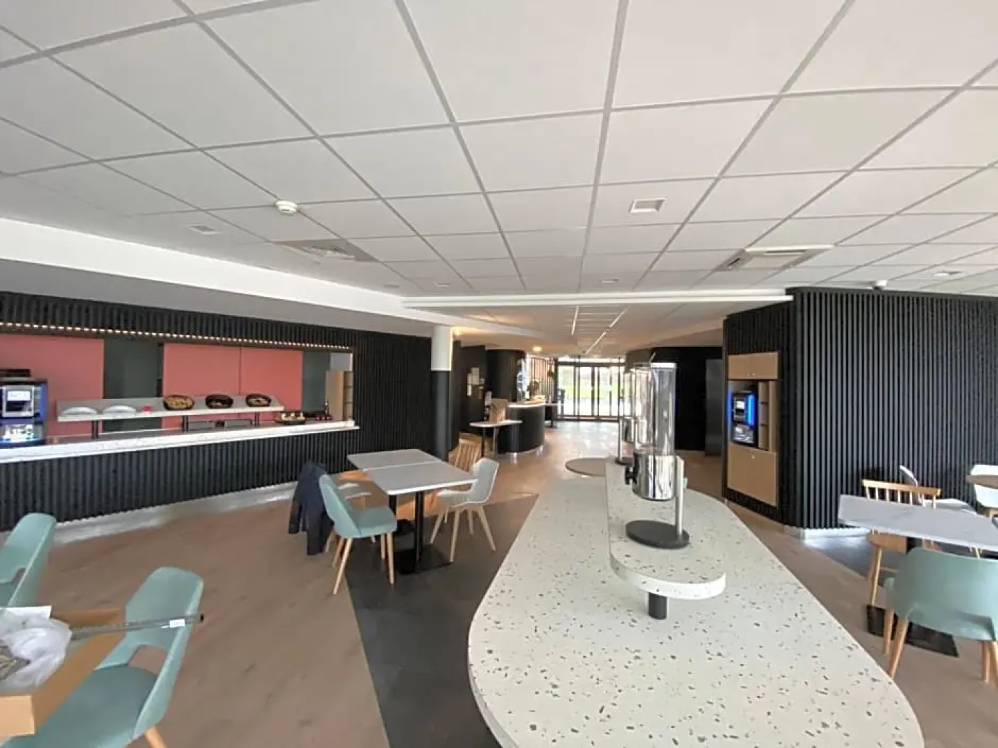 Hotel Akena Troyes - La Chapelle St-Luc