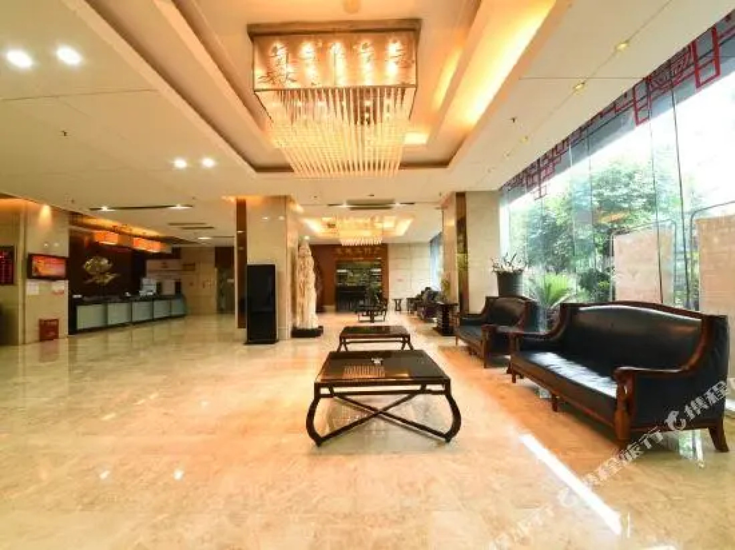 Longman International Hotel