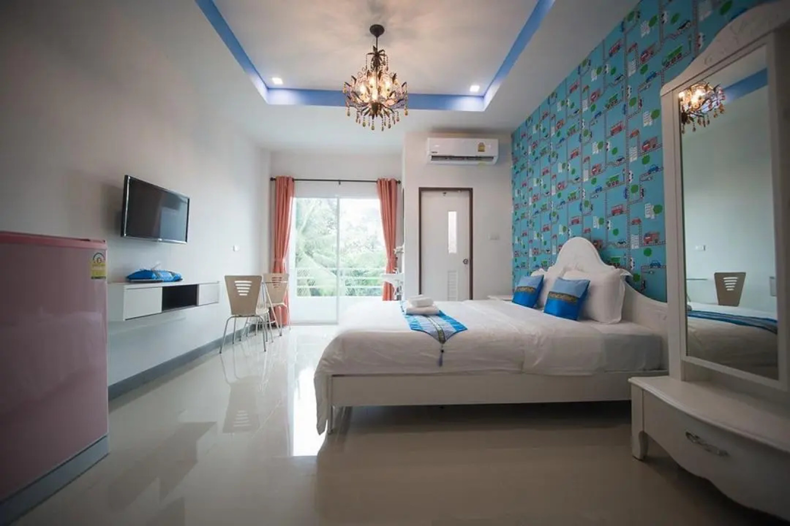 The Linux Garden Hotel