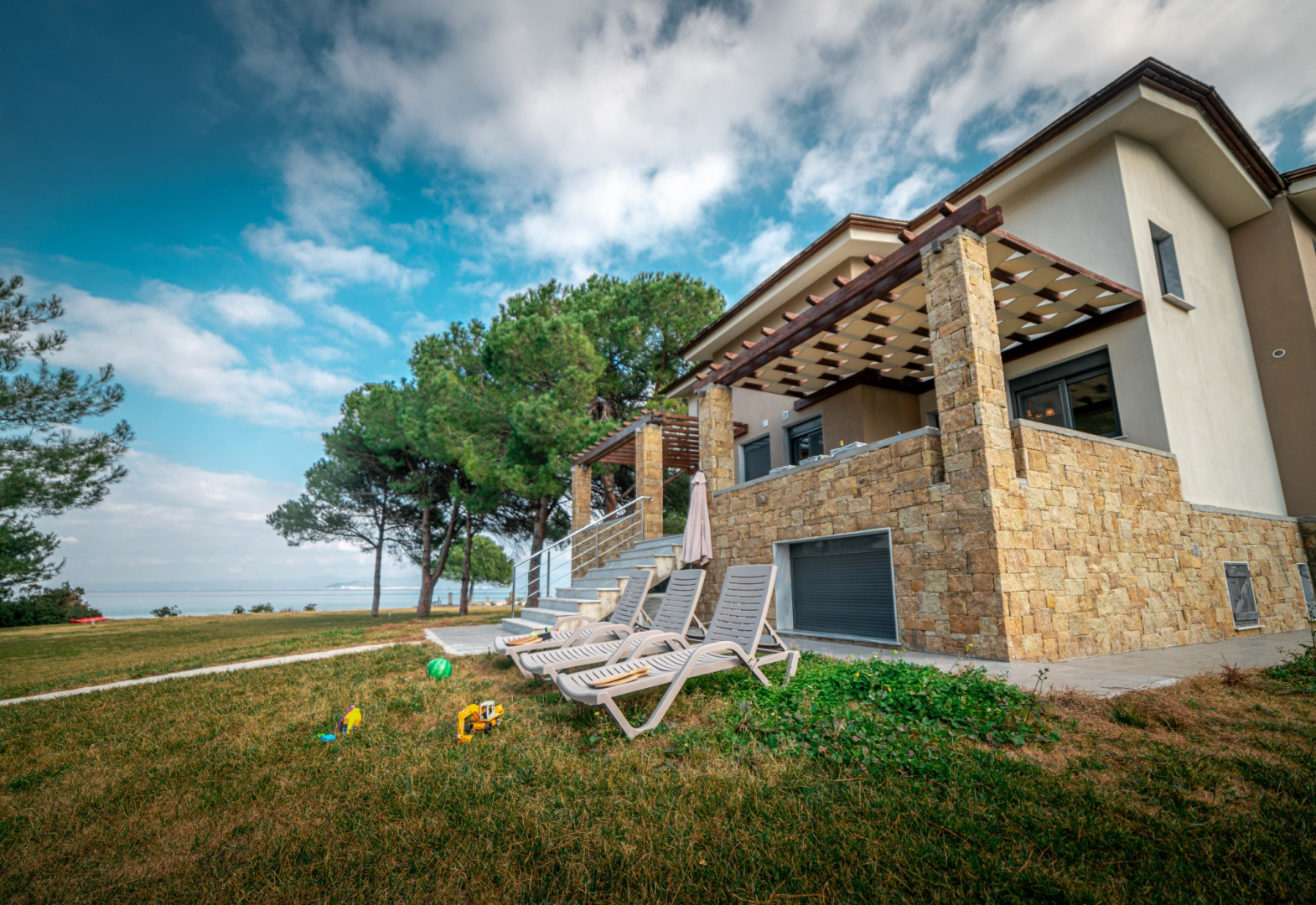 Zennova #12 Blue Pearl