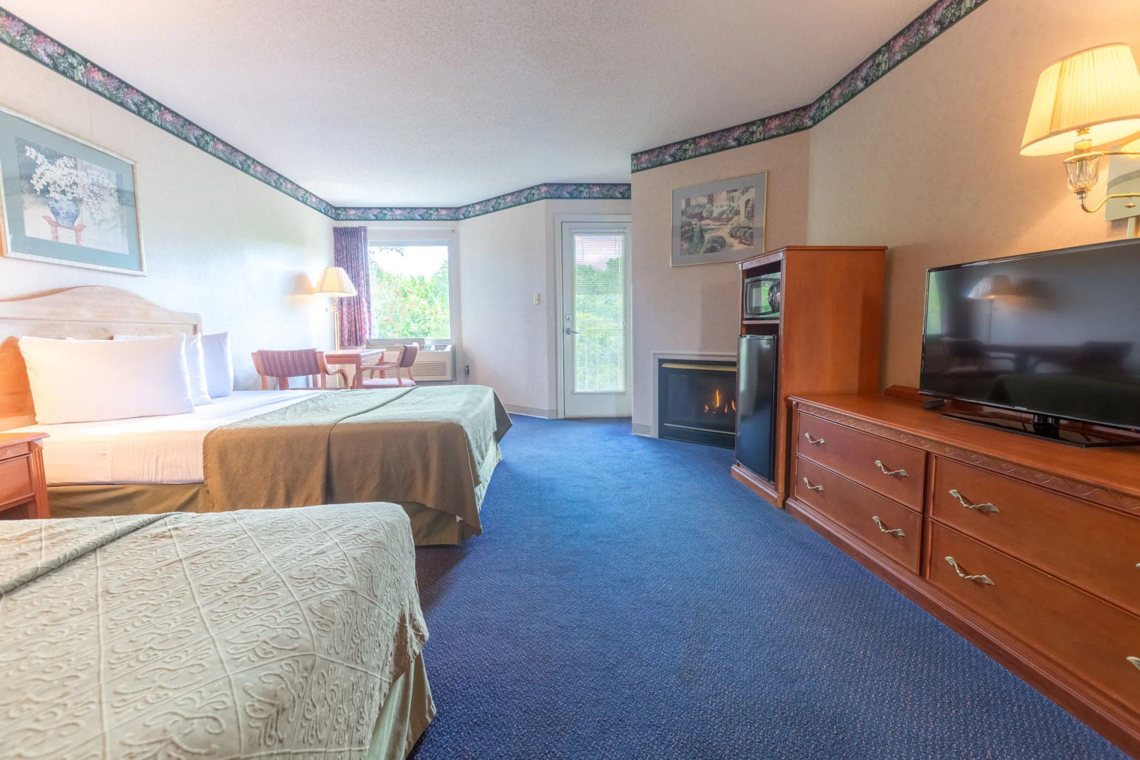 Twin Mountain Inn & Suites