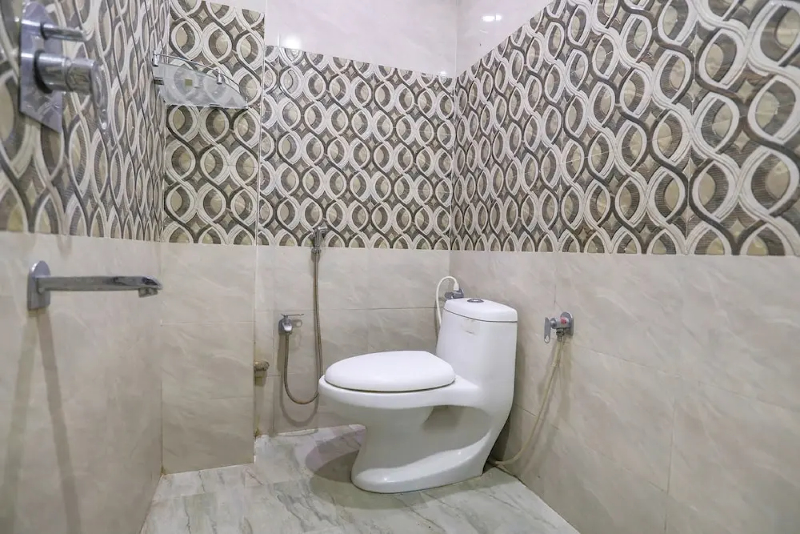Hotel Kriti Green By OYO Rooms