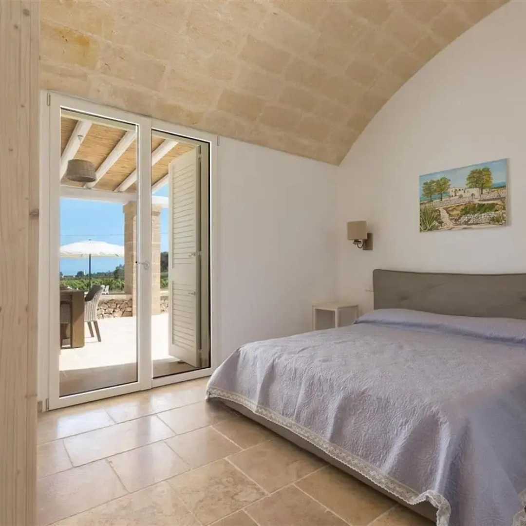 1619 Villa Eneide in Pescoluse Posto Vecchio