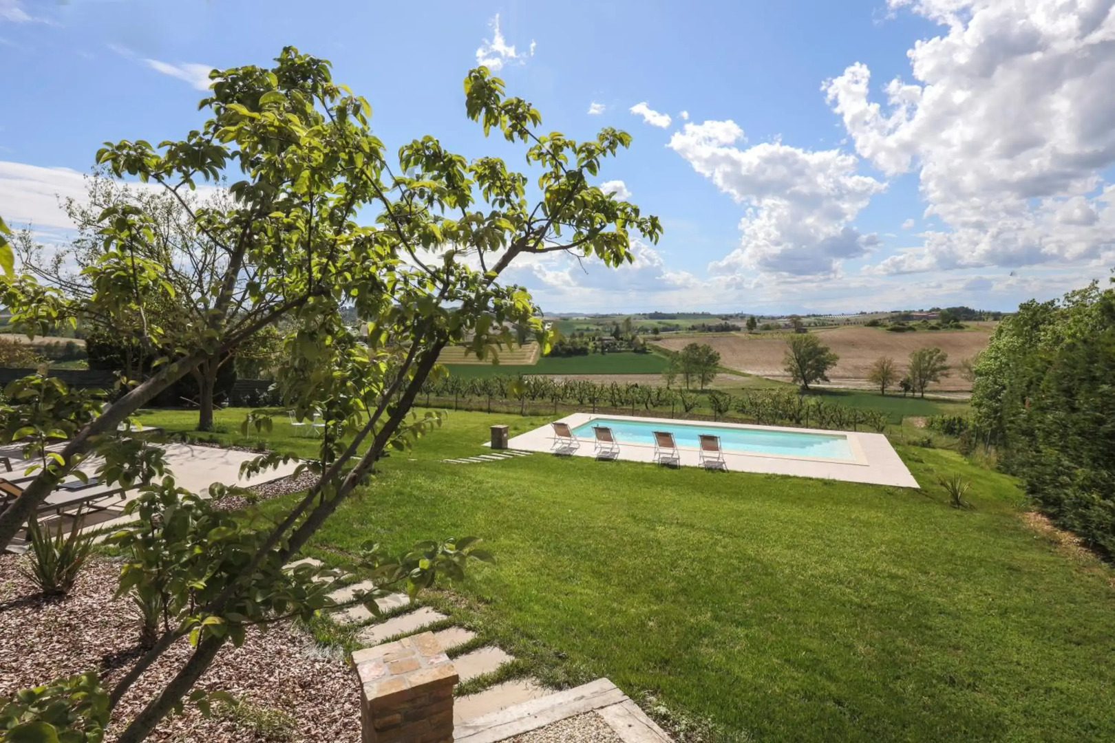 Nº18 a Private Country Hideaway in Monferrato