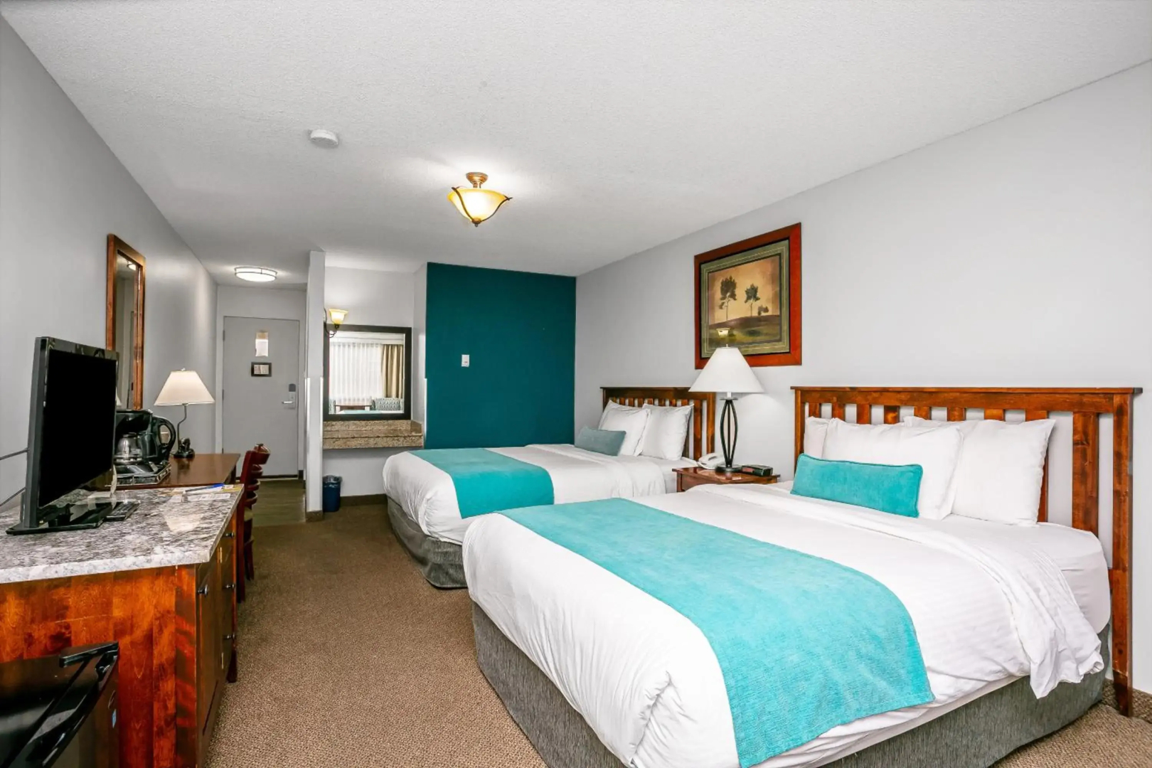 Tonquin Inn