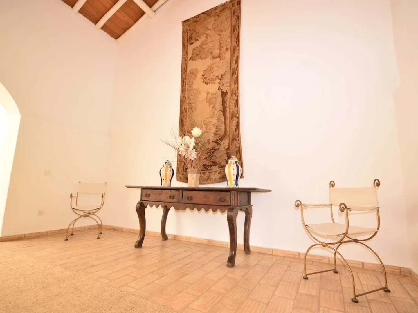 Coastal Retreat With Private Pool