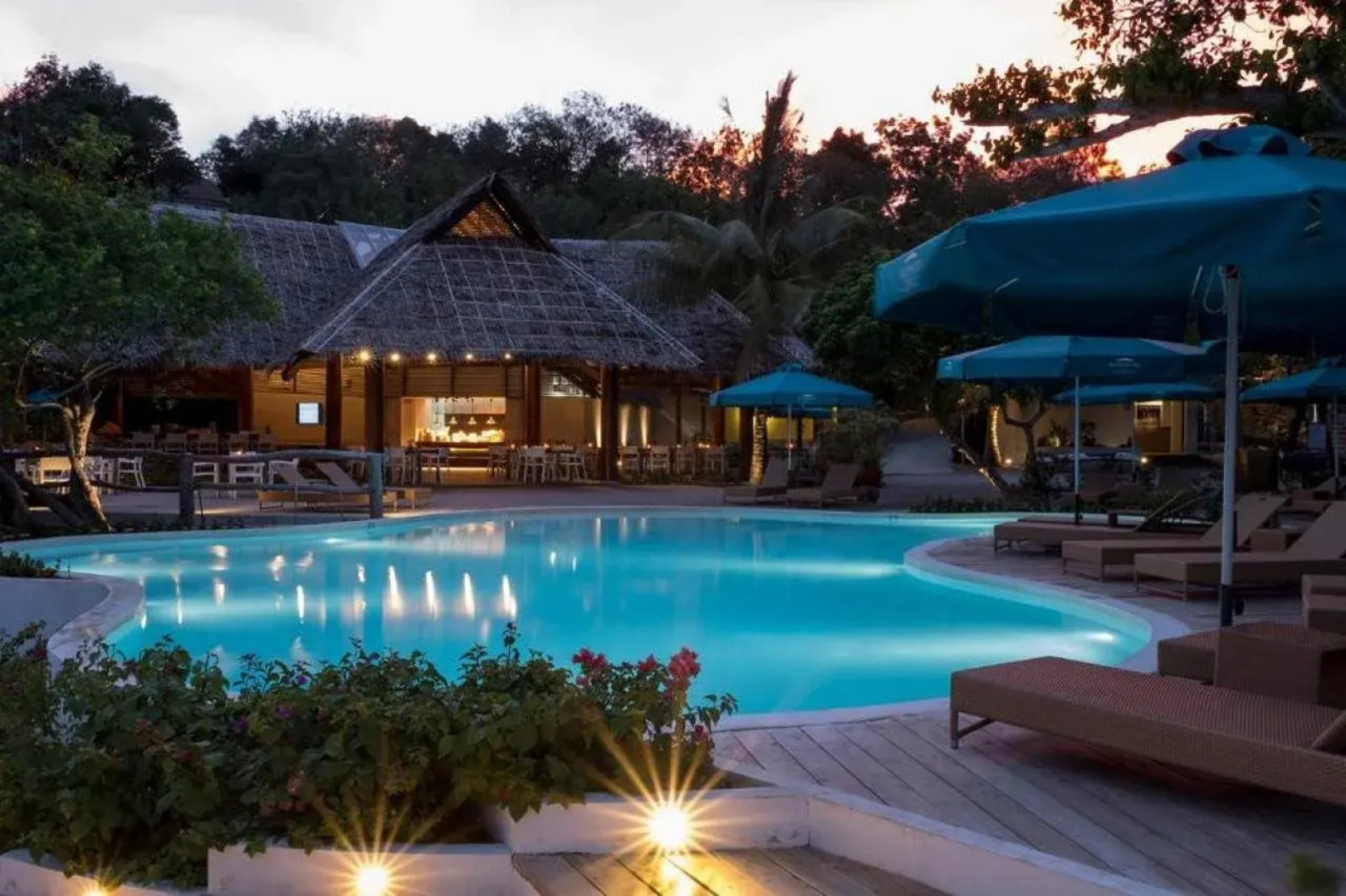 Bluewater Sumilon Island Resort