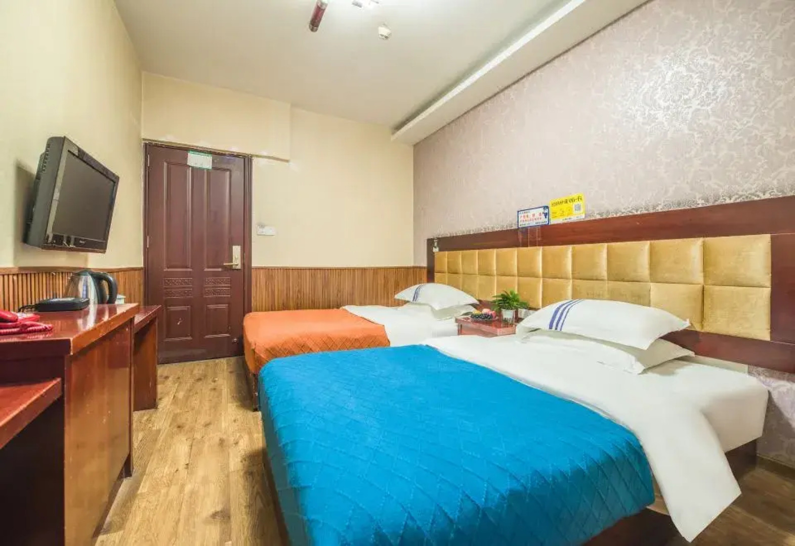 Donghao Hotel (Xichang tourism distribution center store)