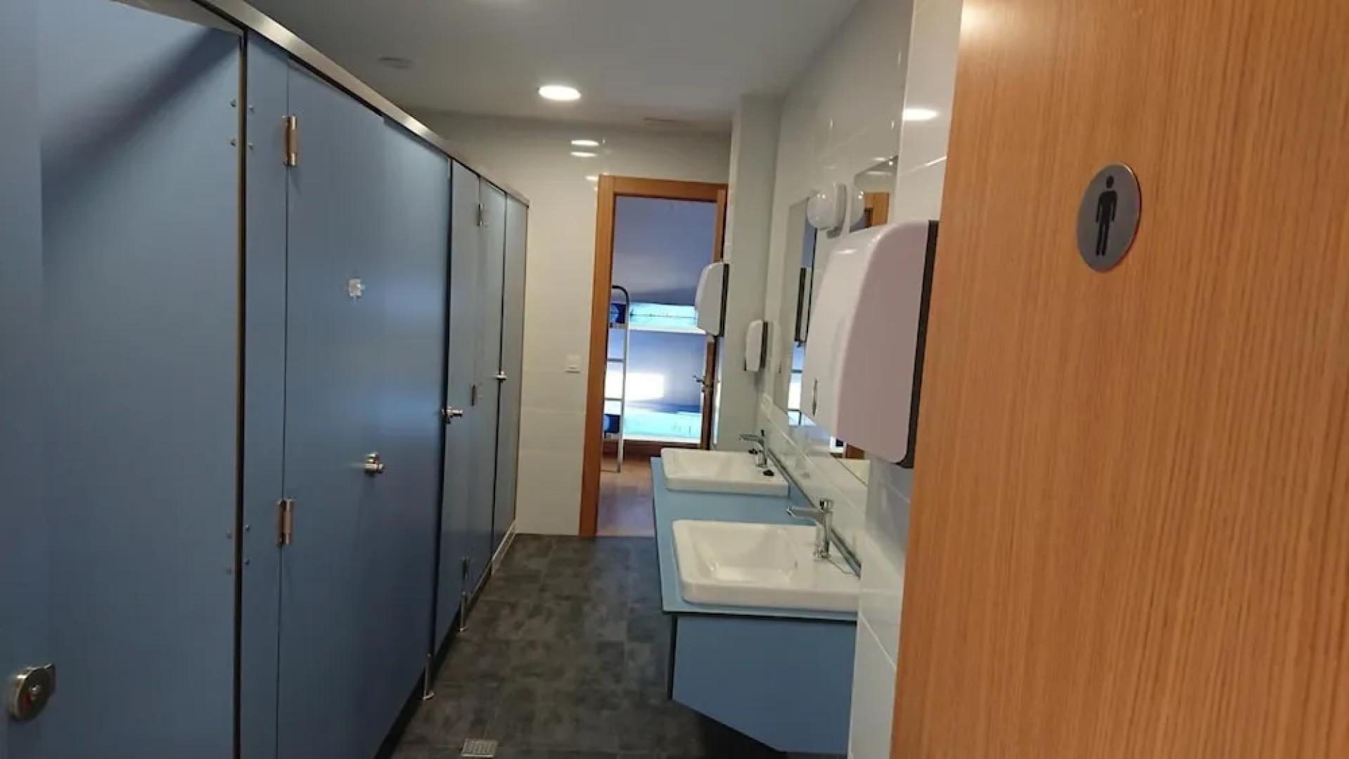 El camino de Santovenia - Albergue - Hostel