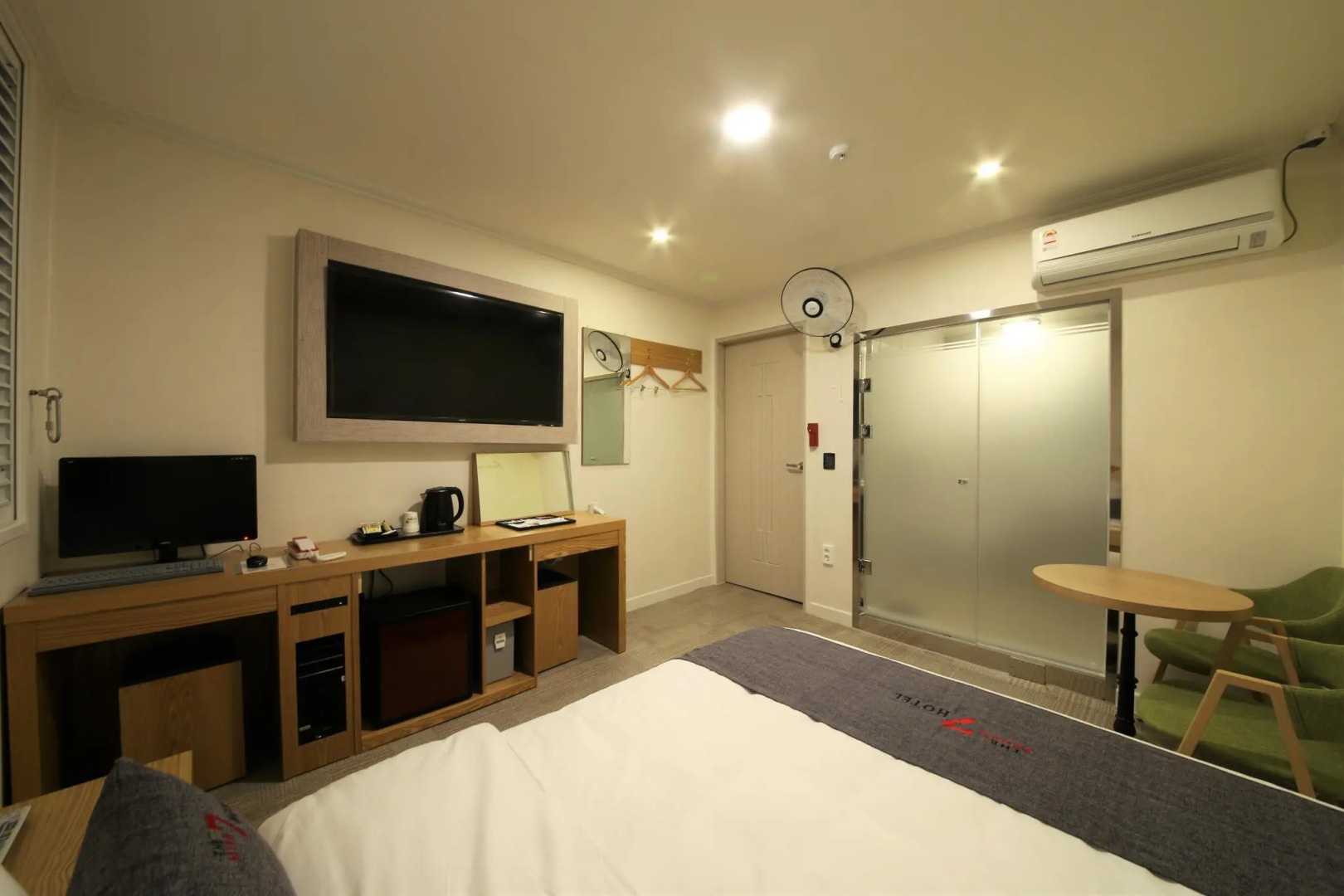 Pohang Jukdo Market The Seven