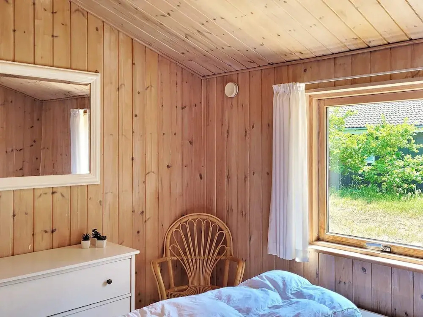 8 Person Holiday Home in Nexo-by Traum