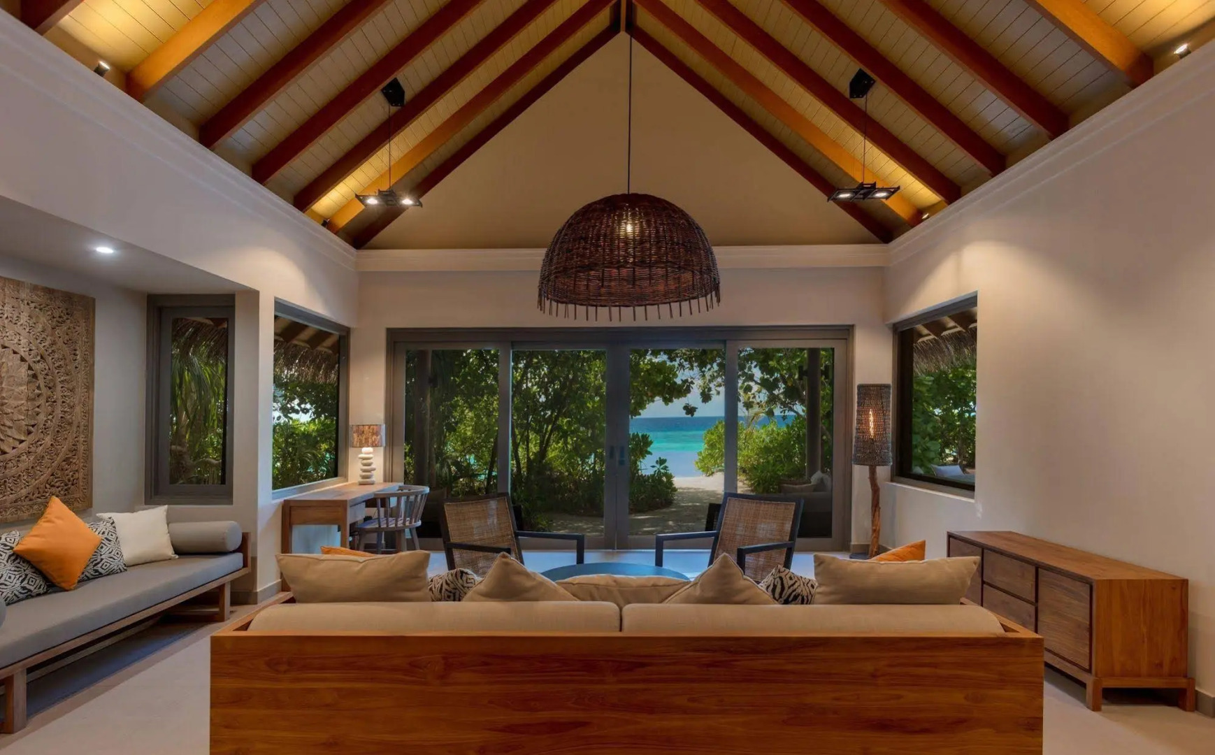 Отель Vakkaru Maldives