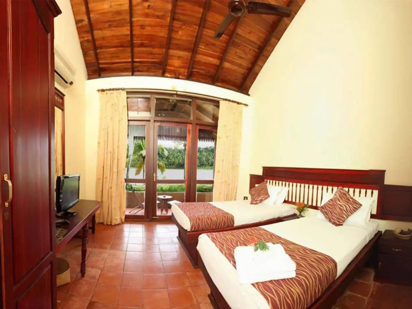 Fragrant Nature Backwater Resort & Ayurveda Spa