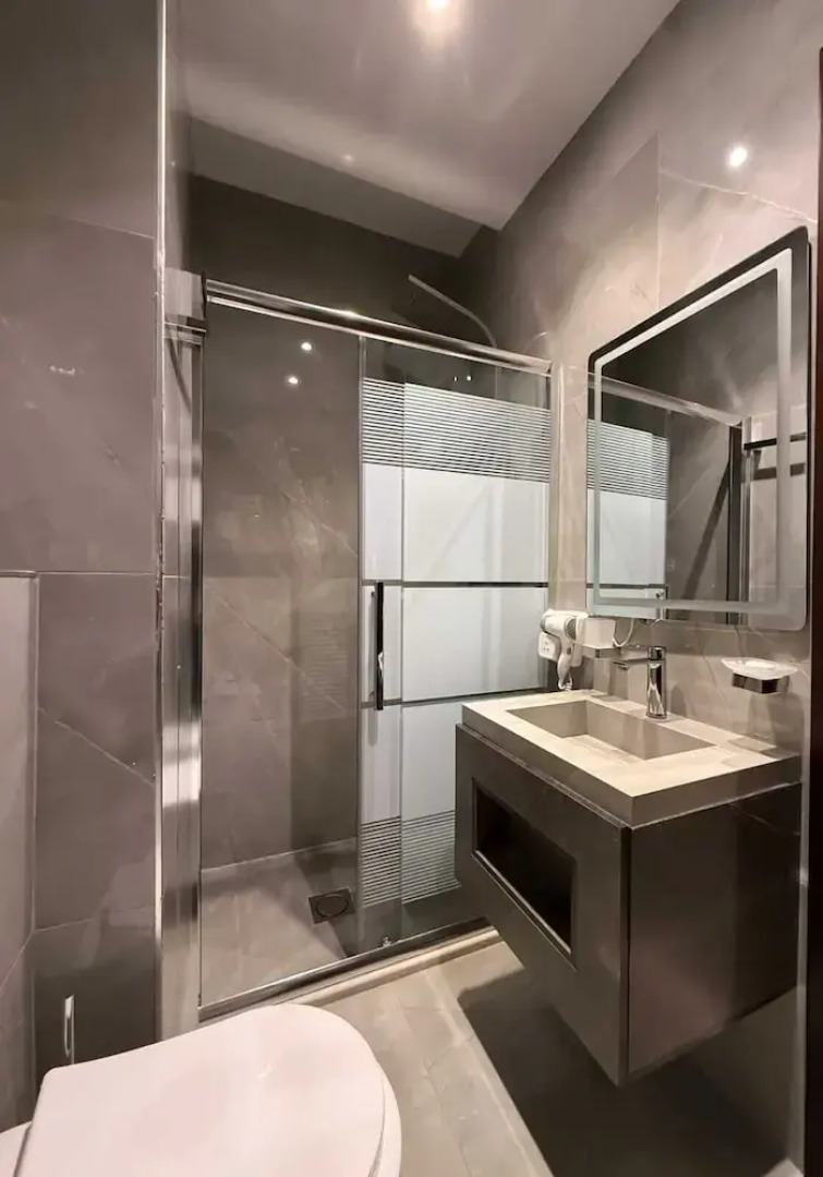 north paradise hotel