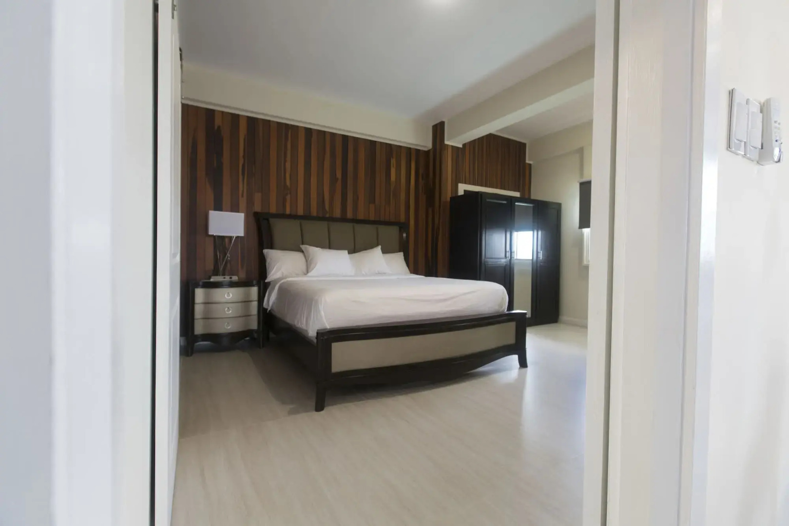 King's Hotel & Residences