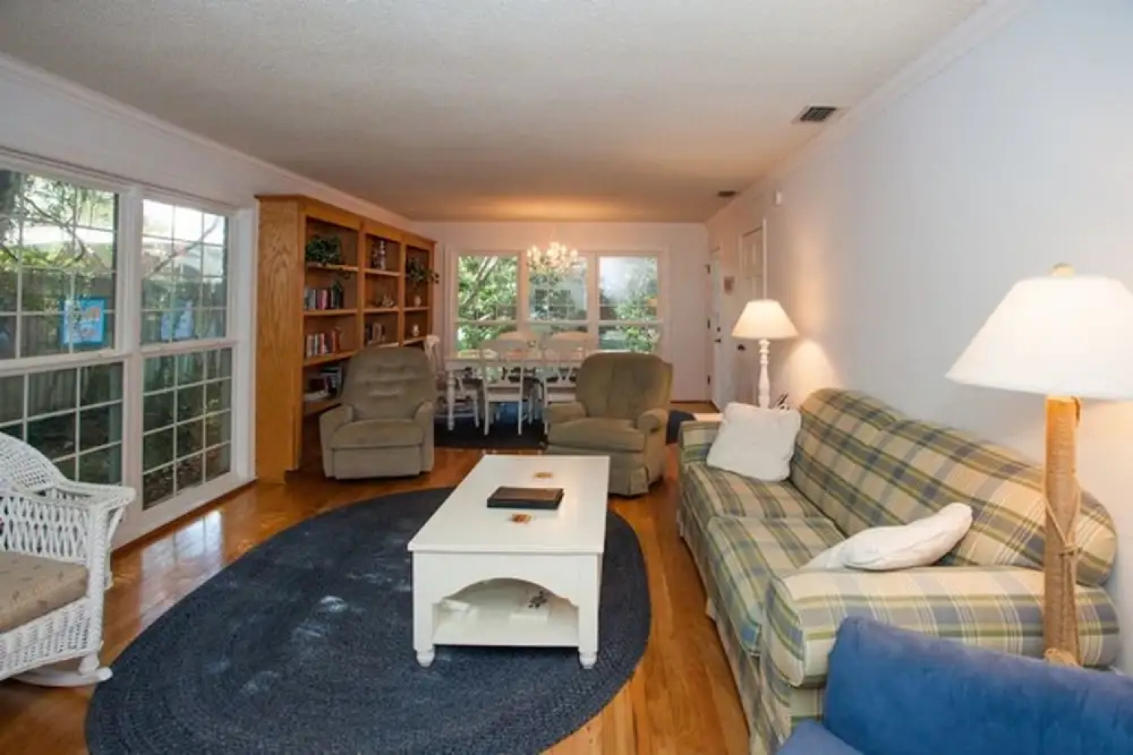 Pelican House by Jekyll Realty