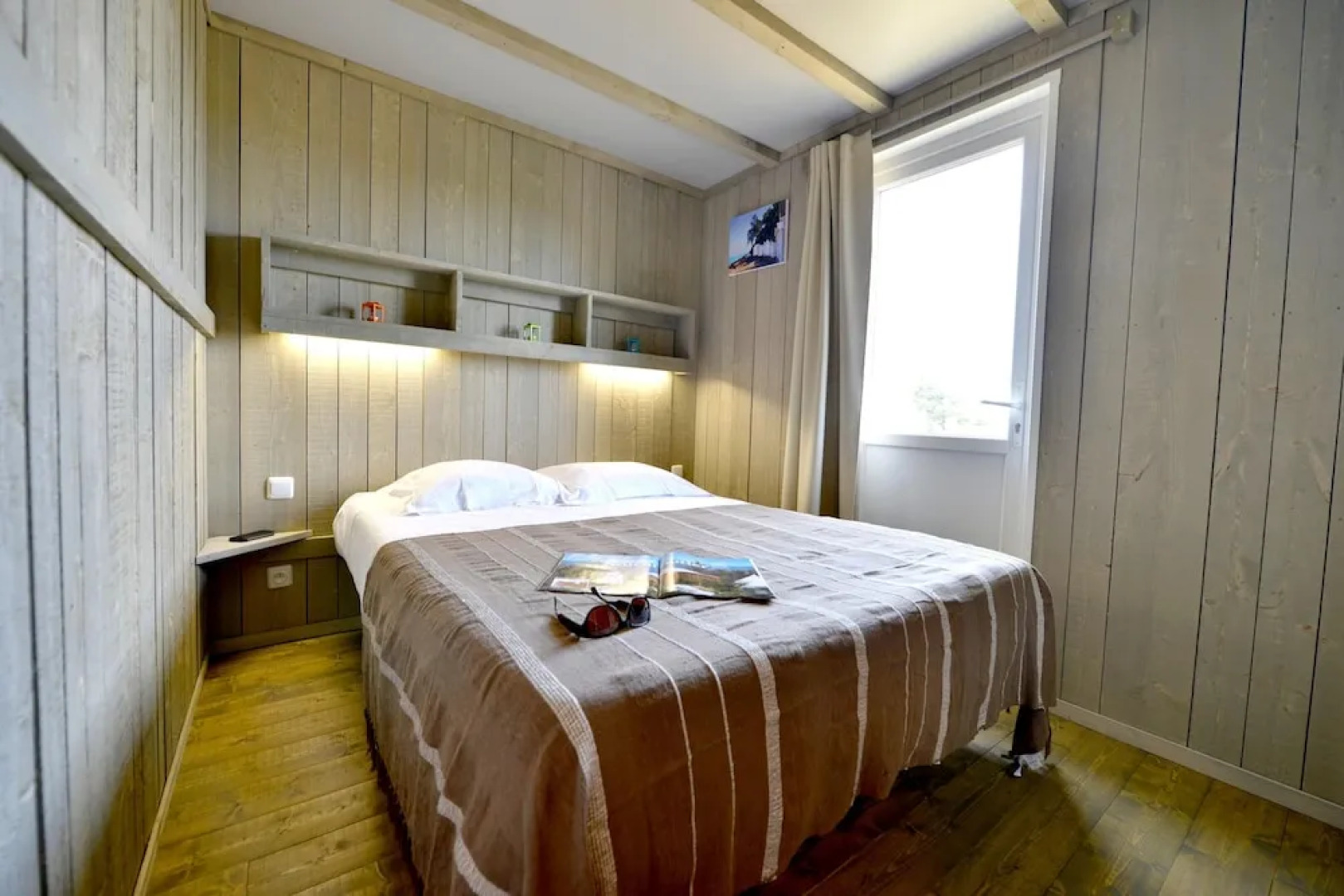 Bungalow With 2 Bedrooms in Commequiers, With Pool Access and Furnished Terrace - 27 km From the Beach